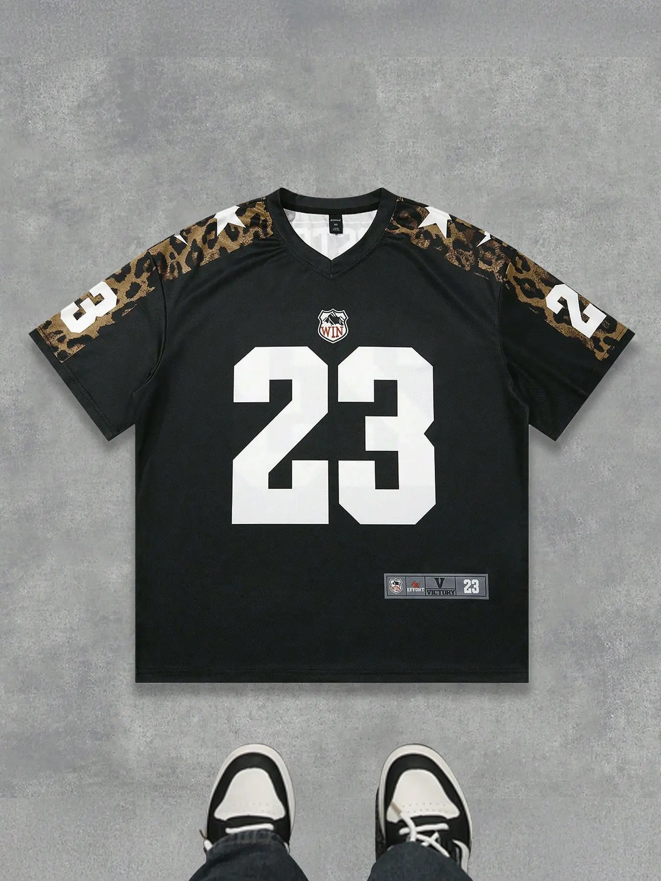 Men's Black Leopard Splicing No.23 Mesh Football Jersey, Streetwear V-Neck Short Sleeve Top, Sports Top, Y2K Retro Sport Aesthetic & Quick Dry Breathable Fabric, Versatile Daily Streetwear Athletic Top for Men