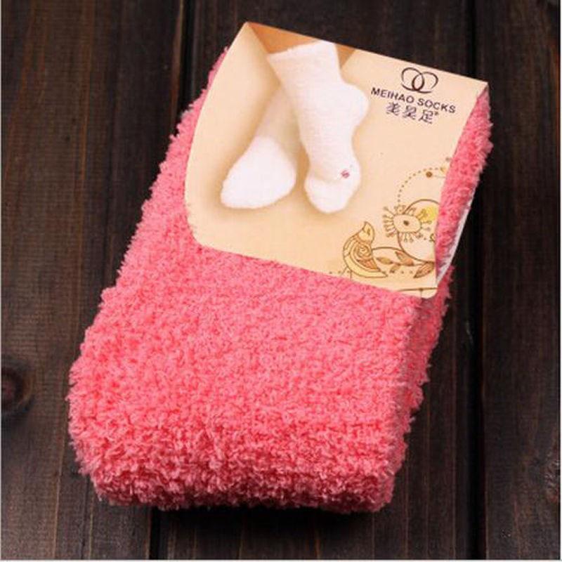 Women's Bed Socks Pure Color Fluffy Warm Winter Christmas Gift Soft Floor Home Candy Color Coral FLeece Velvet Socks Dropship