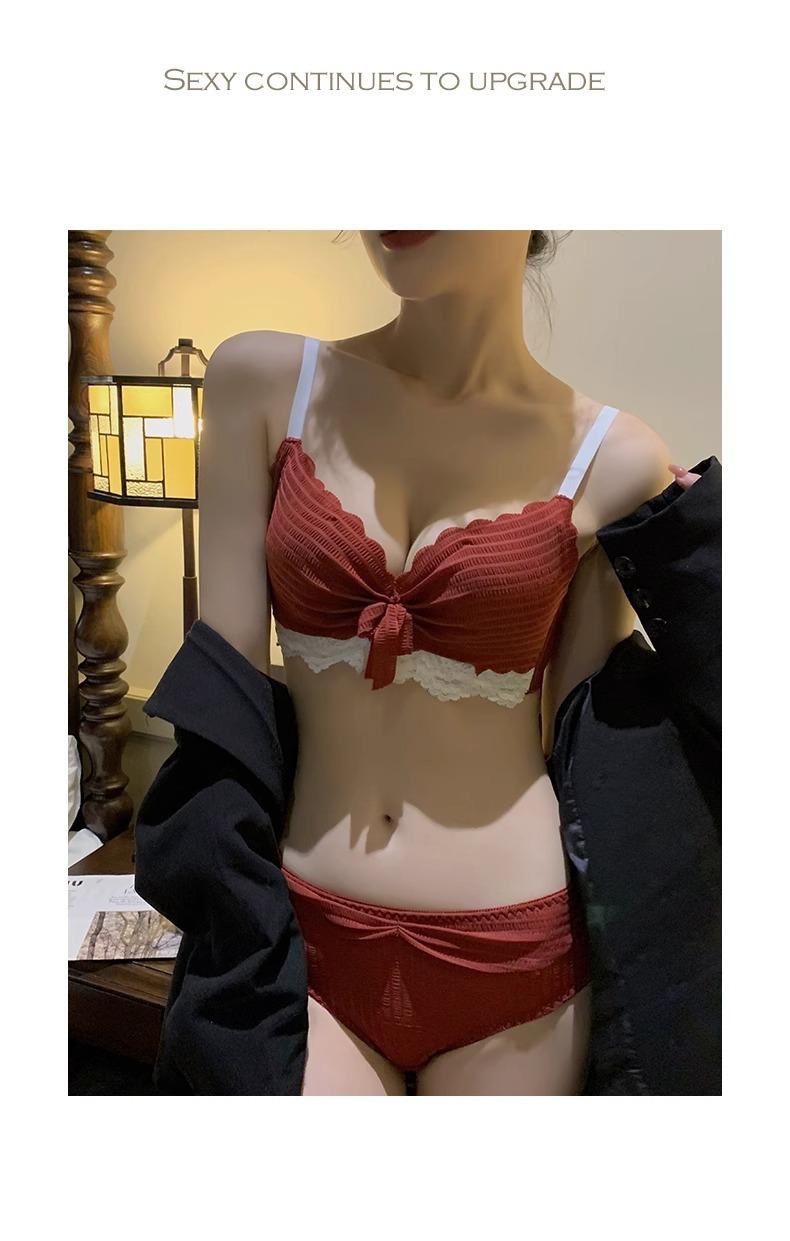 Summer Pure Desire Underwear Small Breast Gathering New Teen Bra Set Wireless Side Support Sexy Lace Brassiere