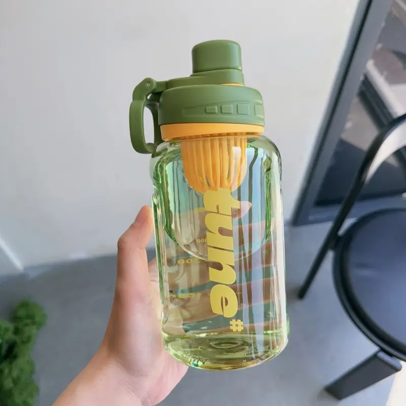 Summer Portable Plastic Water Bottle, Large Capacity, Tea Infuser Included, Drop-Proof Design, Ideal for Students and Sports, Travel Cup, Hydration Bottle
