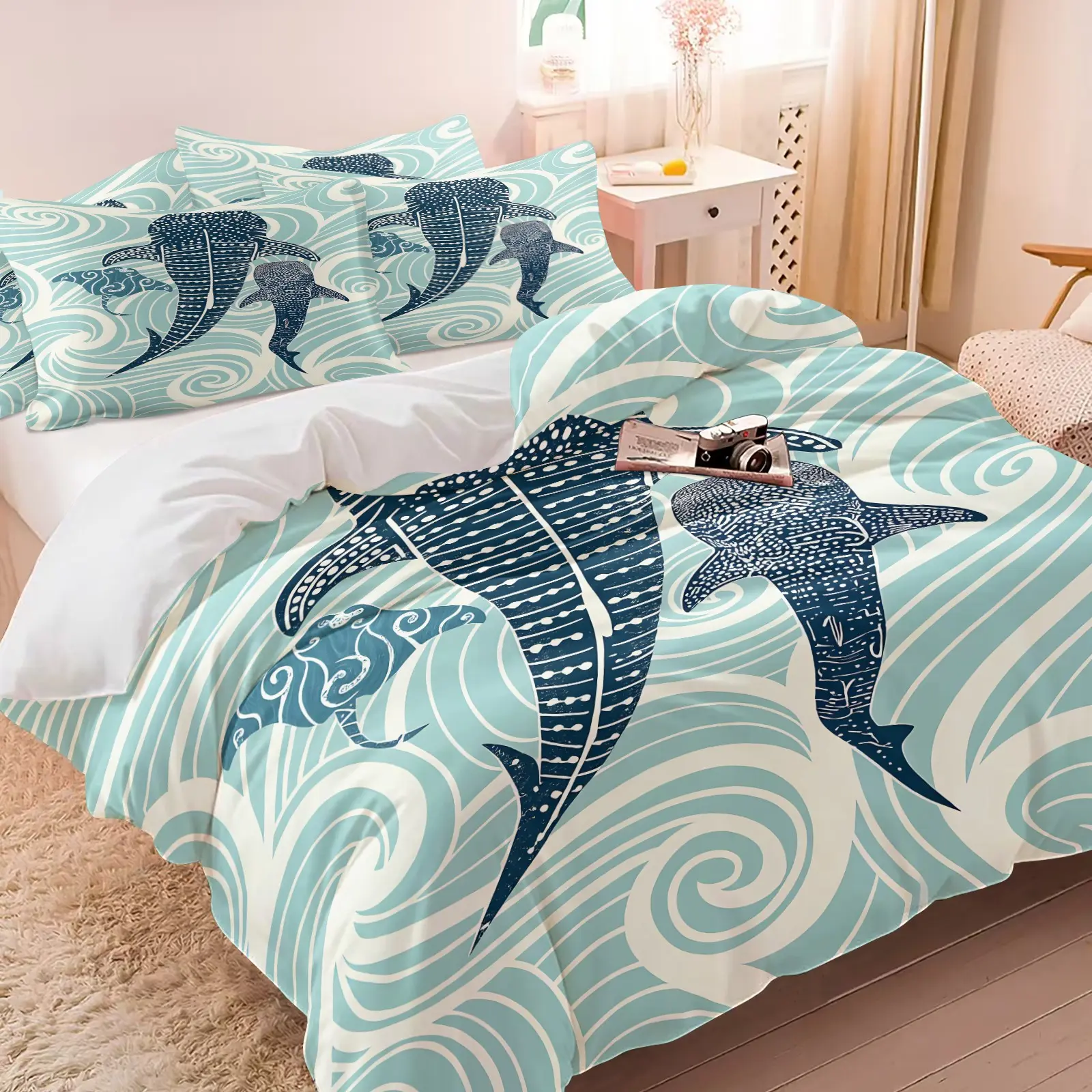 3PCS Teal Wave Whale Shark Manta Ray Duvet Cover Set (1 Duvet Cover + 1-2 Coreless Pillowcases), Minimalist Ocean Wave Marine Animal Print, Soft Comfy All Seasons Summer Vibes Bedding Set, Comfy Bed Sets, Ideal for Coastal Ocean Lover Bedroom Dorm Decor
