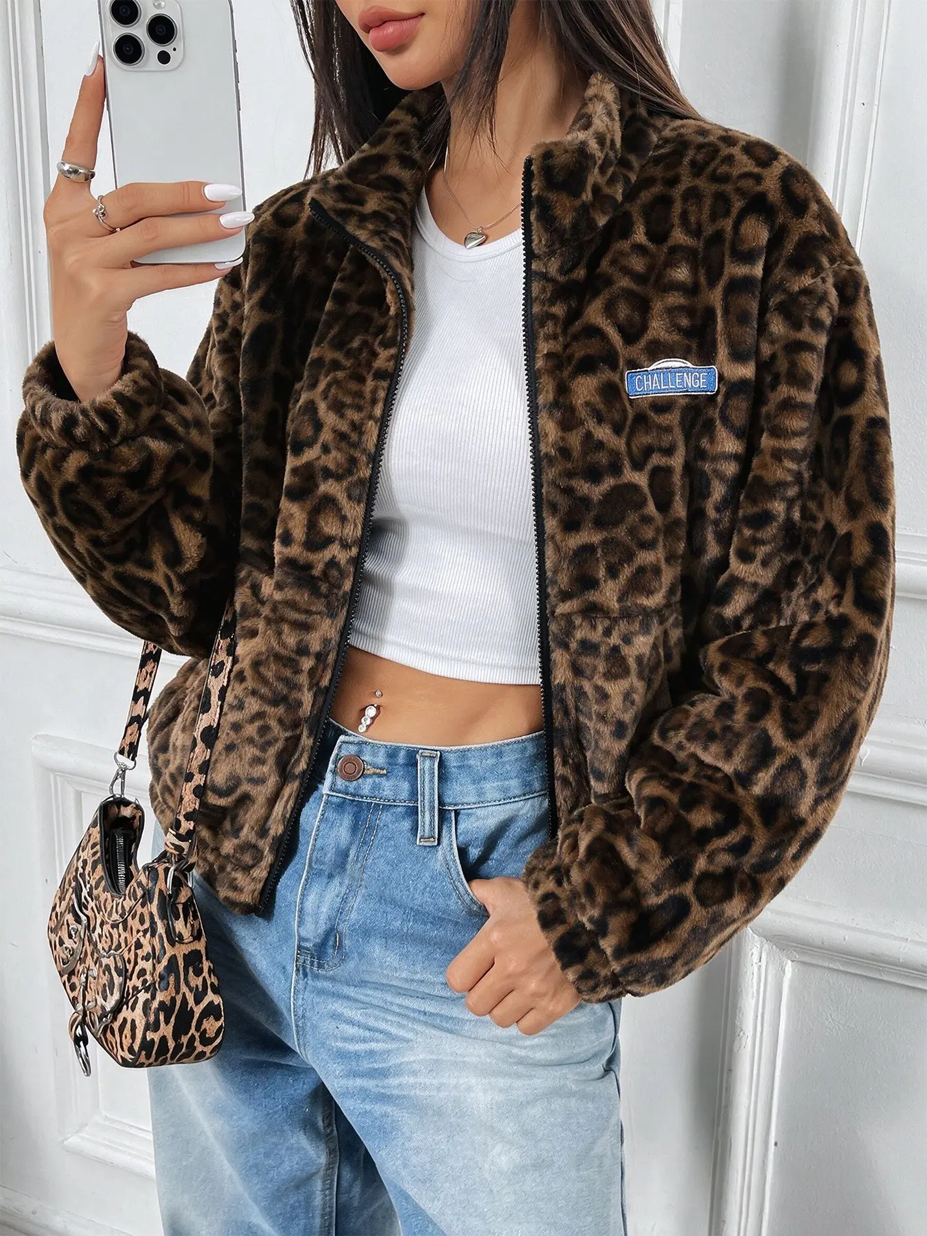 Autumn and winter leopard print plush zip-up stand collar jacket｜Super soft plush fleece fabric, perfect for everyday outings, street style fashion, unisex #LeopardJacket #PlushJacket