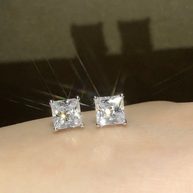 S925 Pure Silver D Color VVS Moissanite Stud Earrings - 4-Prong Square Design, Unisex Hip-Hop Men's Earrings, Gold-Plated Artificial Gemstone Jewelry for Commuting, Fashion, Choking Hazard Small Parts, Metal Plated Gold, Commute Wear, Halo, Screw Back, Ca