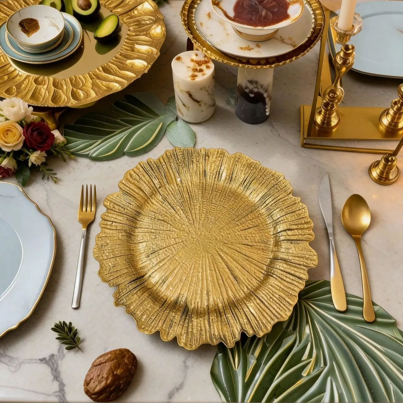 Elegant Embossed Aesthetic Decorative Plates, Serving Plates, Elegant Plastic Plates, 4-10 Pcs Set, 33cm Wave Edge Design, Durable & Easy Clean, Perfect for Parties & Home Use, Platters for Serving Food Party