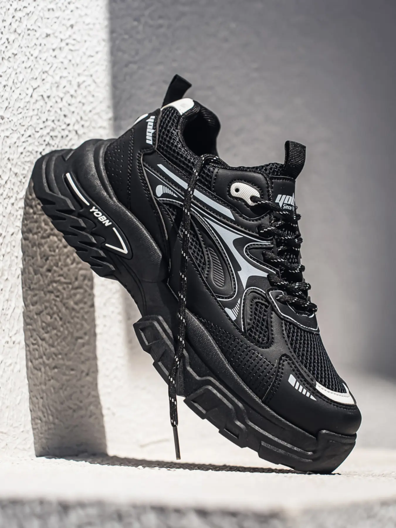 Techwear Trendy Dad Trainer Sneakers, Unique Line Splicing With Contrast Thick Rope Laces, Elevated Chunky Sole, Bestselling Footwear For Men Daily Outfits