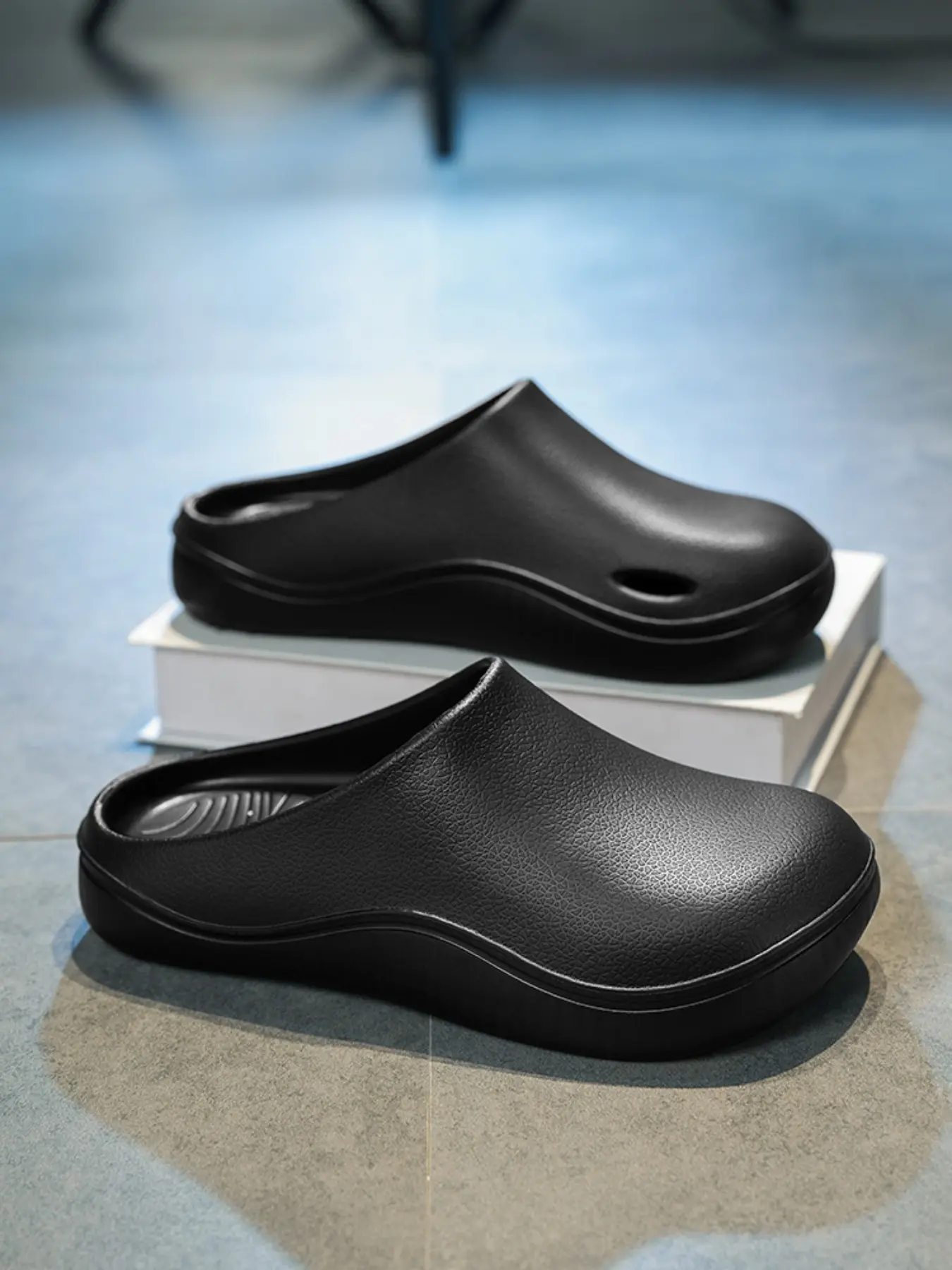Eva Thick Sole Slip-On Sandals, Anti-Slip Oil-Resistant Kitchen Work Shoes, Versatile Home Outdoor Slippers, Comfortable Casual Footwear