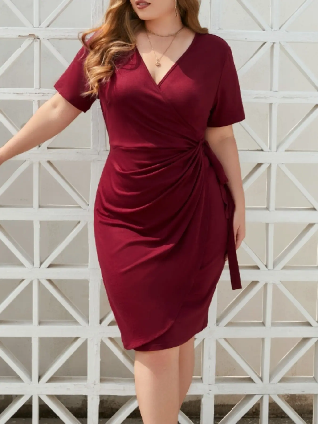 Women's Wine Wrap Dress, Short Sleeve Deep V Neck, Side Ruched Tie Waist, Elegant Chic Summer Dress, Plus Size Fashion Womenswear