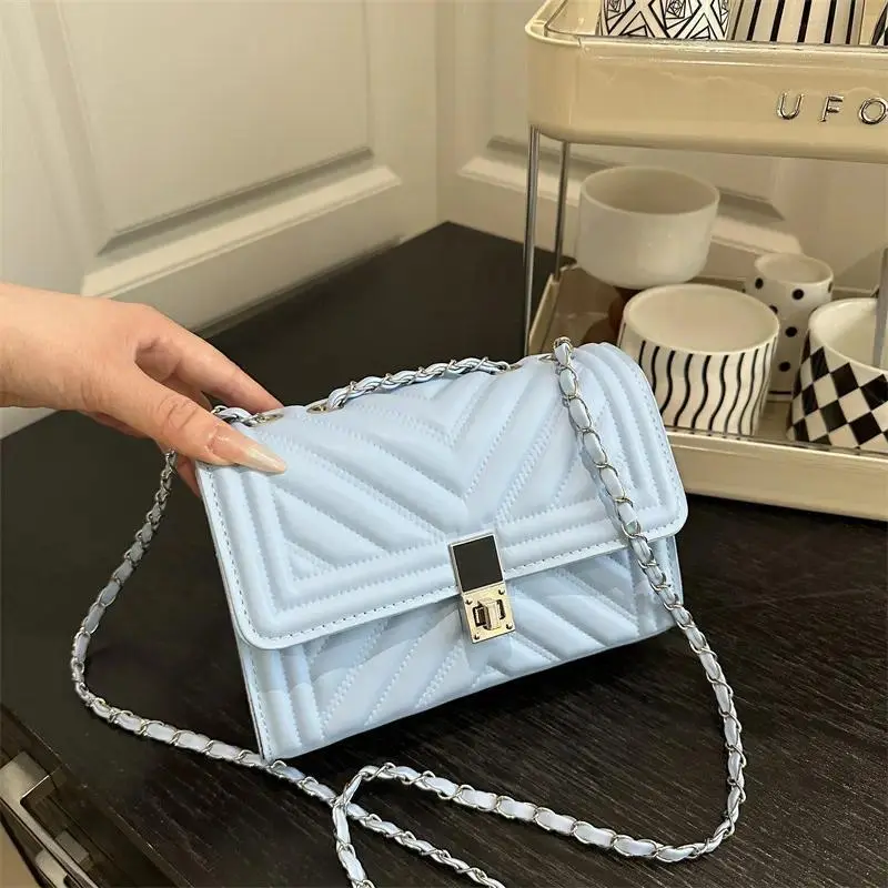Funky Romantic Baroque Quilted Diamond Pattern Mini Square Crossbody Bag with Crossbody Strap, Ideal for Anniversary Gifting, Casual Crossbody Bags, Peppy
