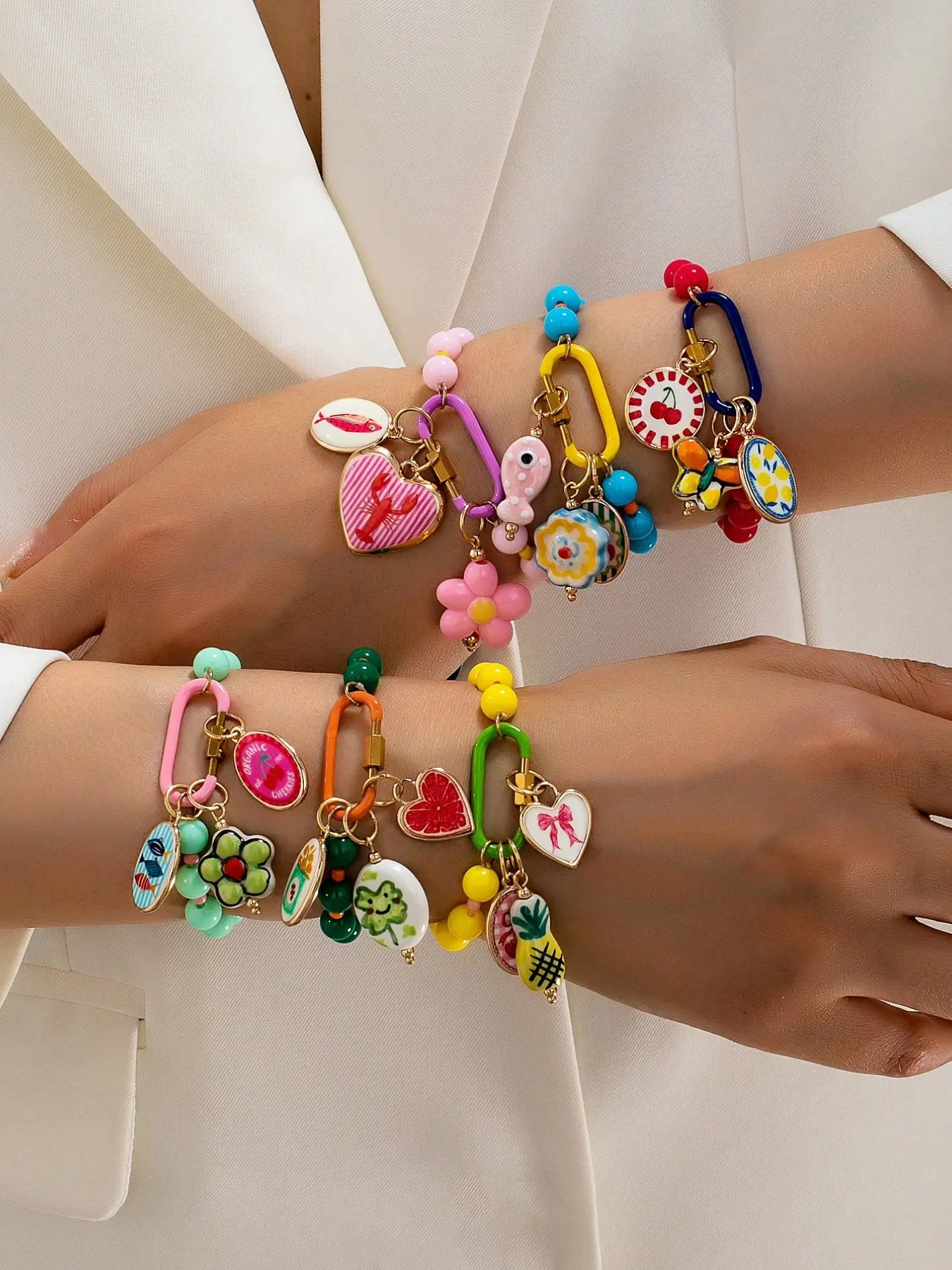 Women's 6 Pcs Colorful Enamel Pendant Beaded Bracelets, Y2K Cute Fruit & Heart Charms with Lobster Clasp, Multicolor Resin Beads Stackable Set, Heart Design Bracelets