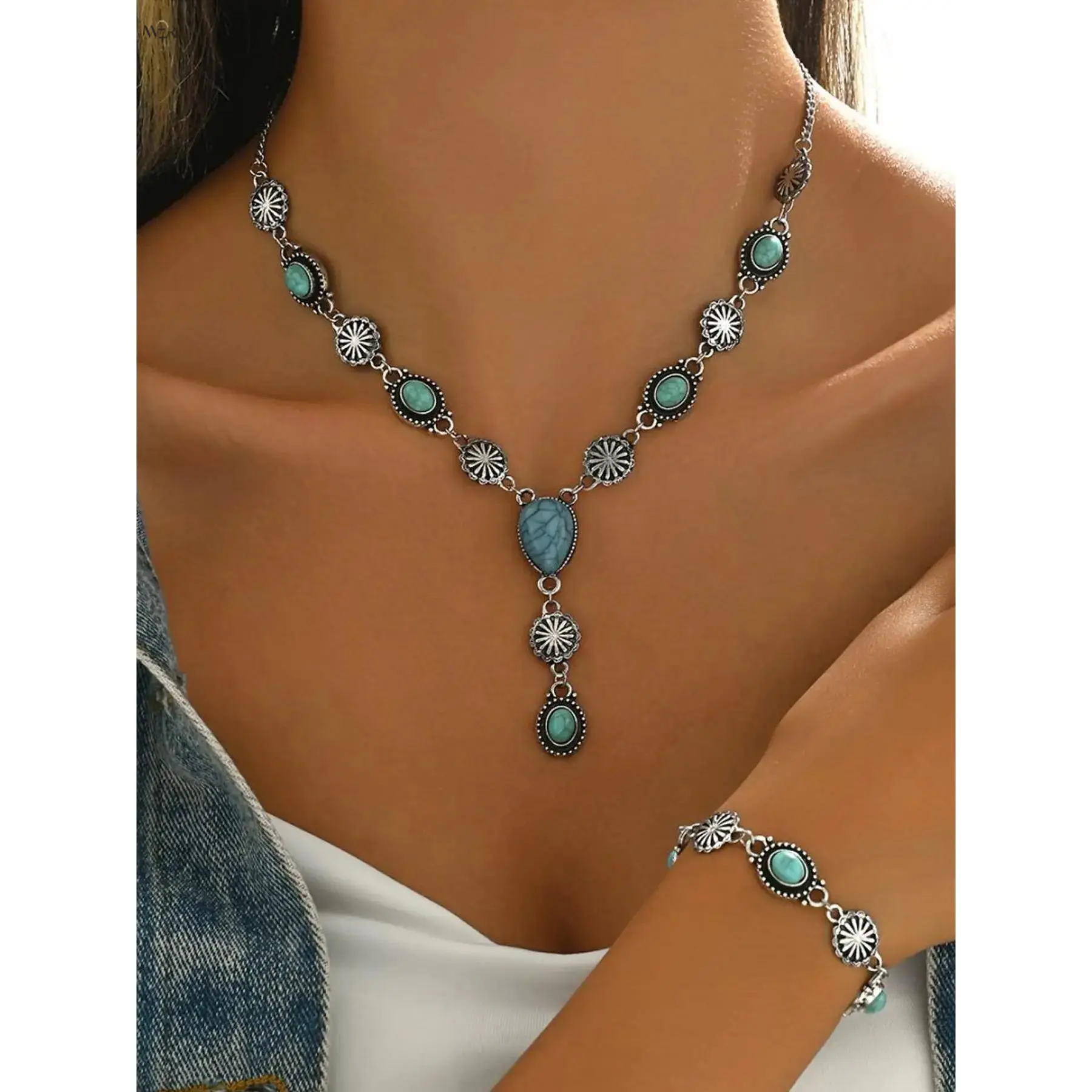 Women's Boho Vintage 2-Piece Jewelry Set for Women - Antique Silver Sunburst Frame Concho, Turquoise Water Drop Carved Stone Necklace, Alloy Chain Adjustable Extender Bracelet, Western Accessories, 1 Size Fits All, 26cm, 47cm, 65.6g, 2.31oz, Casual Wear