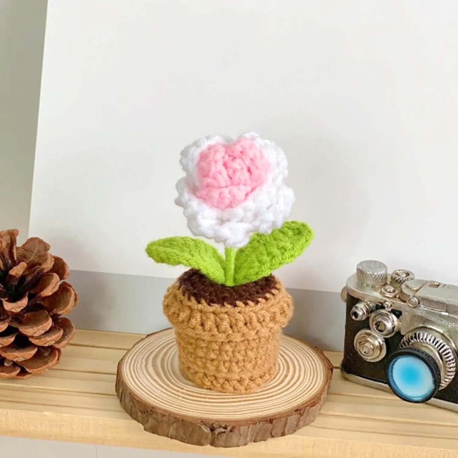 Cute Knitted Flower Plant, Kawaii Handmade Crochet Flowers,Small Potted Artificial Flower Plants, Desk Home Car Dashboard Decorations (Rose-White Pink)