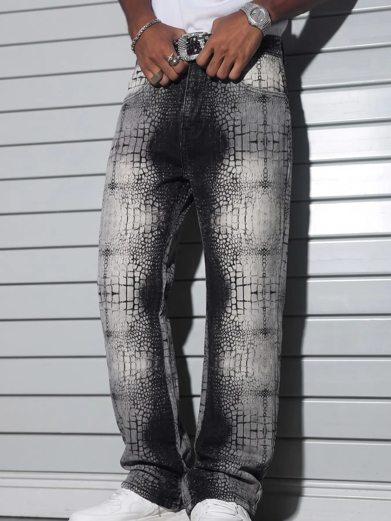 European and American Hip-Hop Style Distressed Gradient Snake Print Wide-Leg Jeans, High Street Retro Washed Colorblock Loose Straight Pants, All Seasons