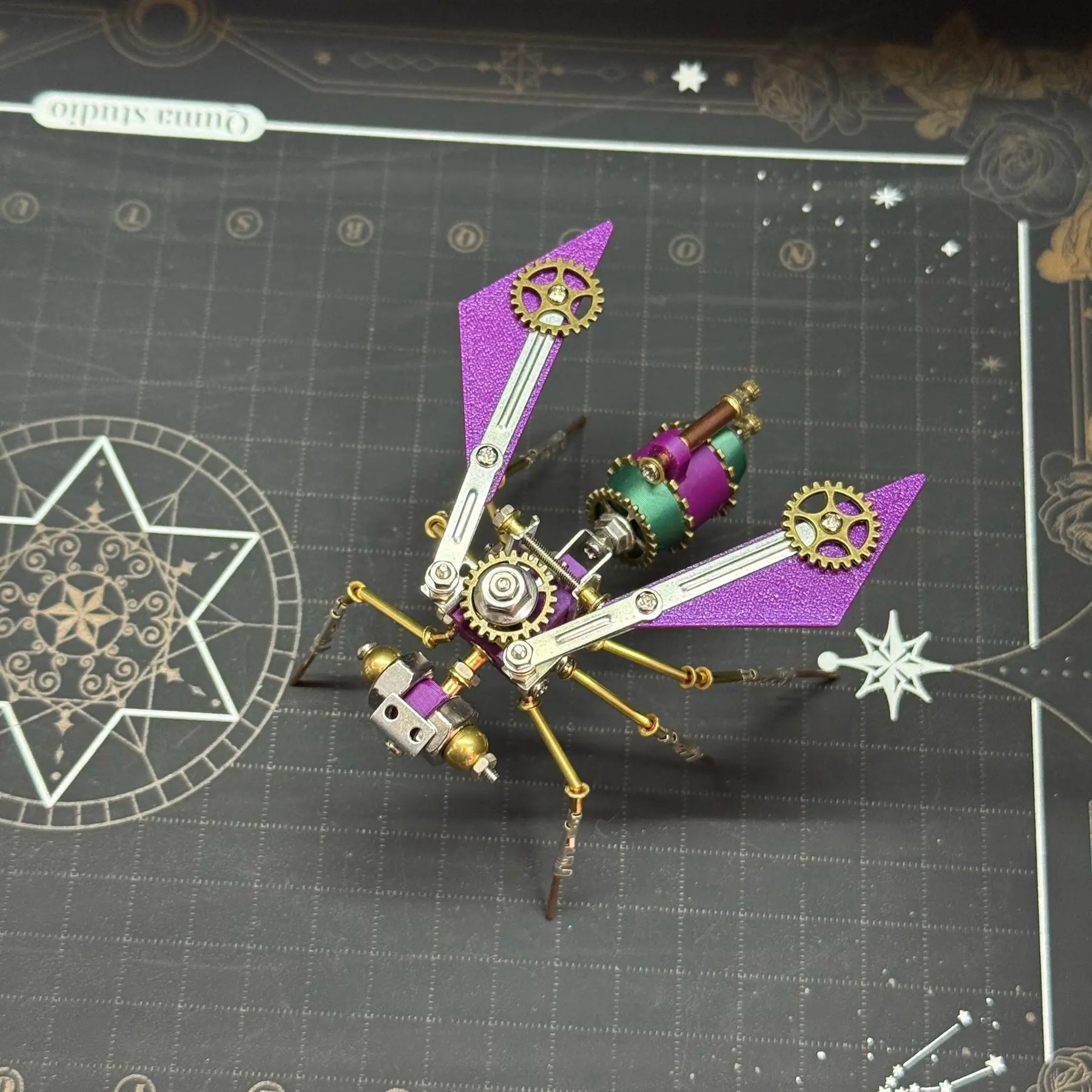 Steam Punk Mechanical Bee Assembly Model, Adult DIY Kit, Vintage Industrial Style Desktop Decor, Handmade Craft Set
