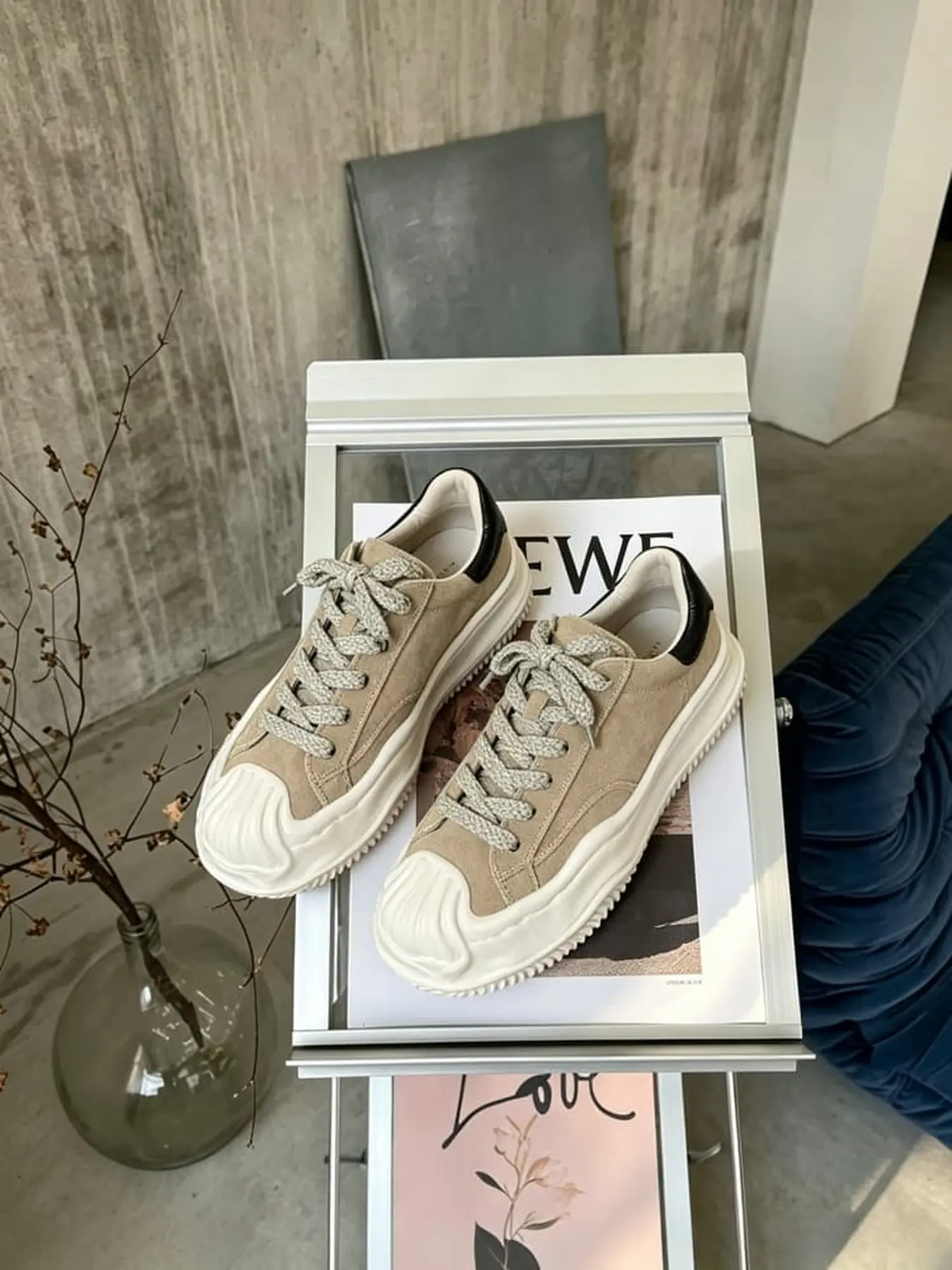 Couple retro shell canvas shoes cushioned wear-resistant sole hidden lift fit strolls and light exercise