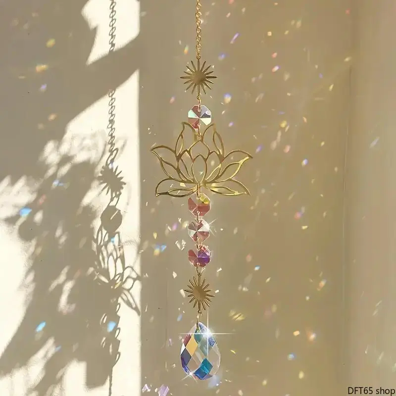 Crystal Lotus Flower Sun Catcher - Crystal Glass Decoration with Celestial Accents, Boho Hangable Prism for Windows, Sunlight Refraction Rainbow Maker for Living Rooms, Gardens, DIY Bag Accessory Gift