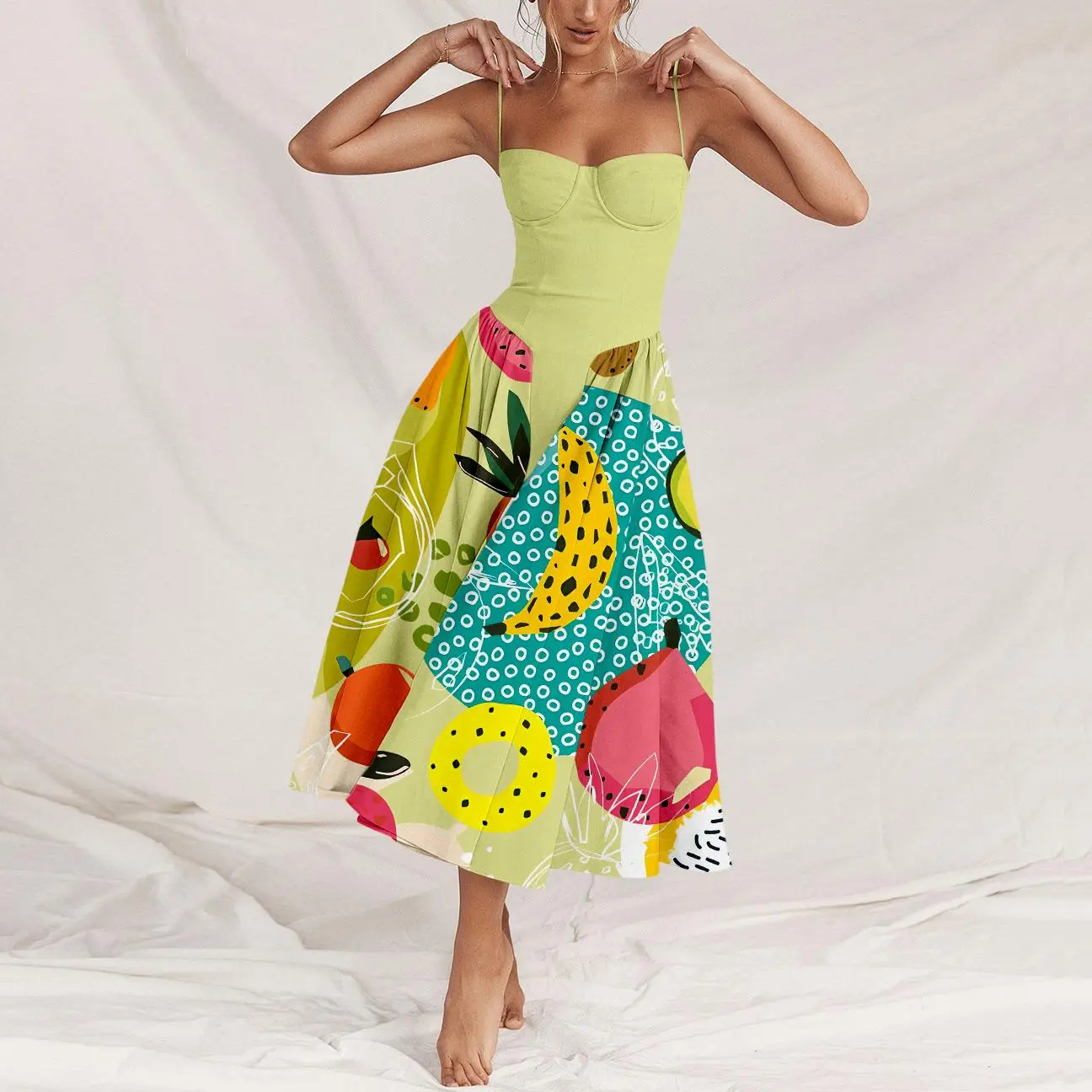 New "Dopamine-style" camisole dress! Women's summer dress featuring a Pop Art fruit-slice print—perfect for vacation wear.