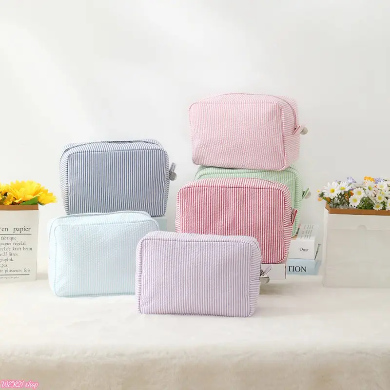 New Bubble Fabric Makeup Bag, Minimalist Spacious Travel Toiletry Organizer, Lightweight Portable Cosmetic Storage Pouch for Daily Skincare, Vacation Trip and Wash Kit Arrangement