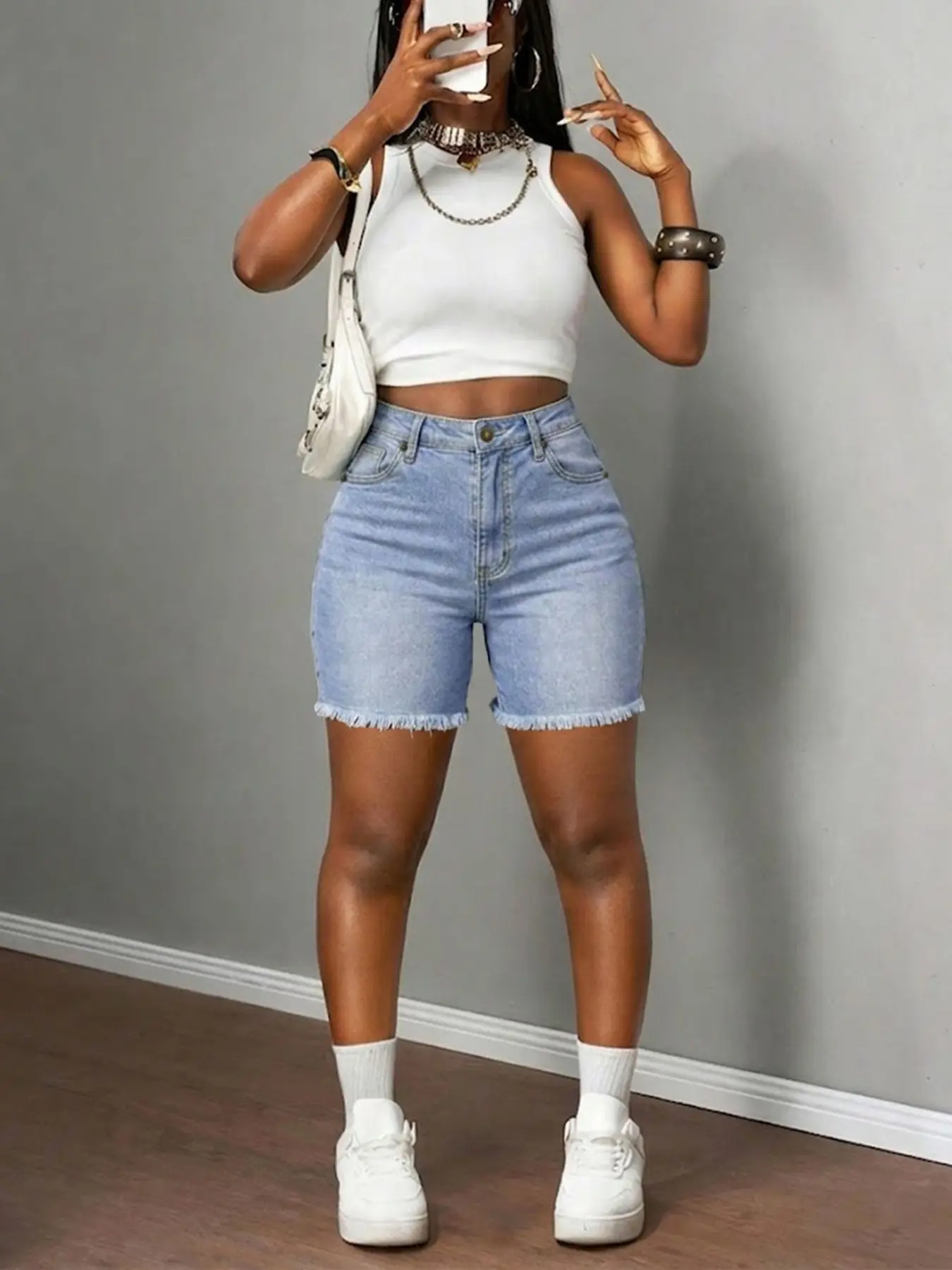 Women's High Rise Raw Edge Denim Bike Shorts, Stretch Fit Curvy Bodycon Jean Shorts, Summer Streetwear, Casual Slim Shorts