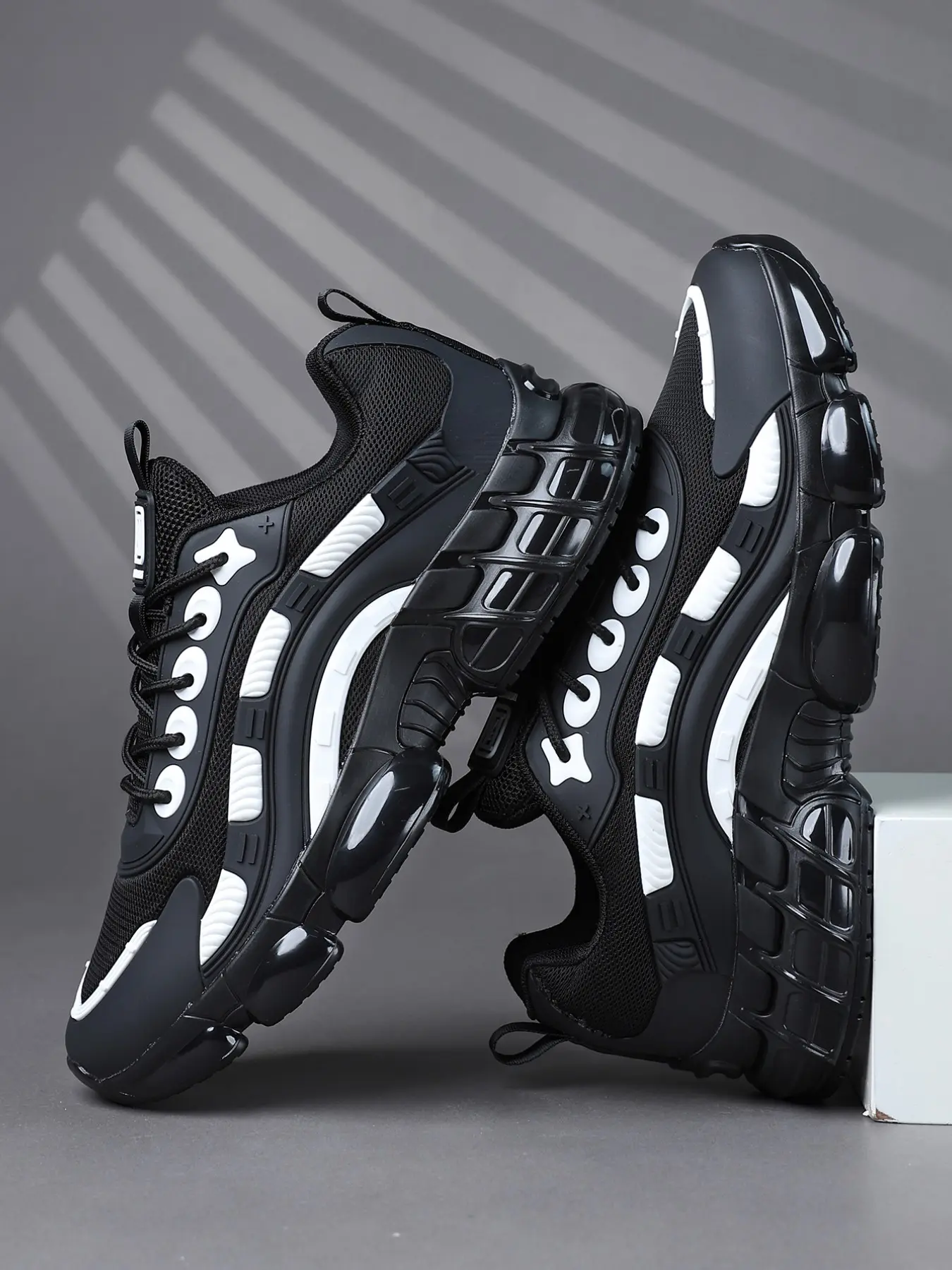 Men's Cyberpunk Style Sneakers, Durable Bubble Cushioning, All-Season Sporty Shoes, PU Leather, Tpu Sole, Colorblock Design, Stylish Sneaker, Casual Sneaker Trainer, All Seasons Sneaker