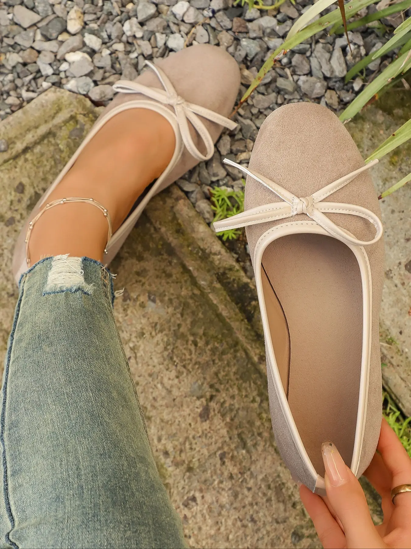 Ballet Flat Shoes, Lightweight Breathable Comfort, Vintage Soft Style, Square Toe Leopard Print Bow Detail, Suitable for Daily Commute and Gifts