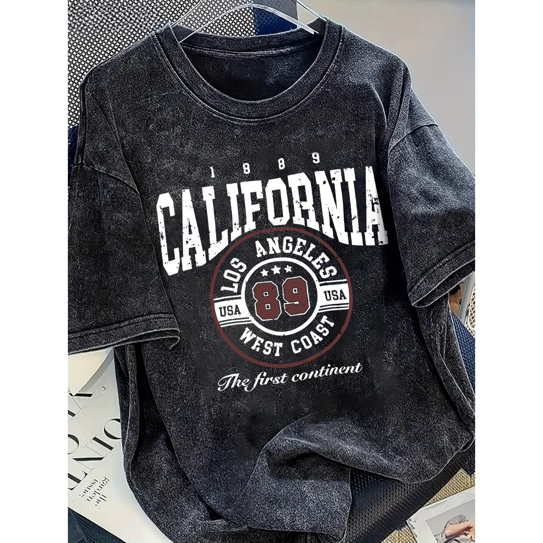Women's 80s Aesthetic Vintage 1989 California Position Print Cotton Knit T-Shirt - Soft Washed Black Round Neck Slight Stretch Short Sleeve, Chic 80s Women's T-Shirts, Regular Fit Basic Top, All Seasons Pull On, Ootd Ideas
