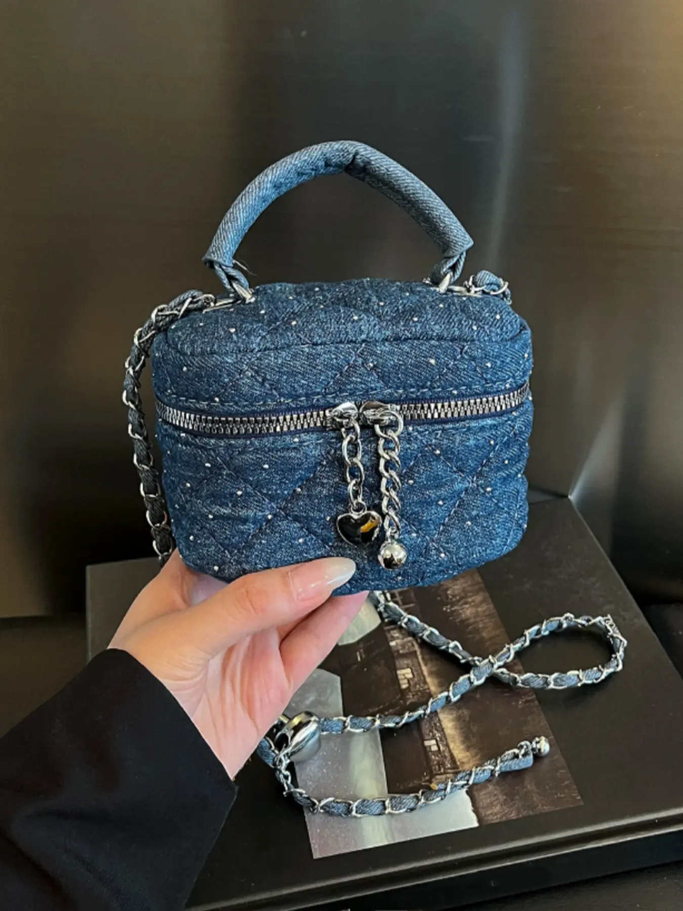 Simple, sweet and cool cute denim mini shoulder bag, daily shopping casual diamond quilting texture chain crossbody handbag Crossbody Purses Casual fashion bag Fashion Crossbody Bags