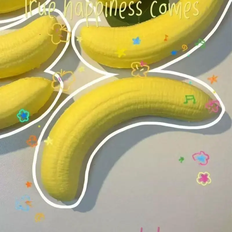 4 Realistic Bananas, Soft Slow Response Fake Bananas, Battery-Free Party Gift, Prank Toy, Prank Gifts, Non-Toxic, Safe, Artificial Banana Decor, Adult Use