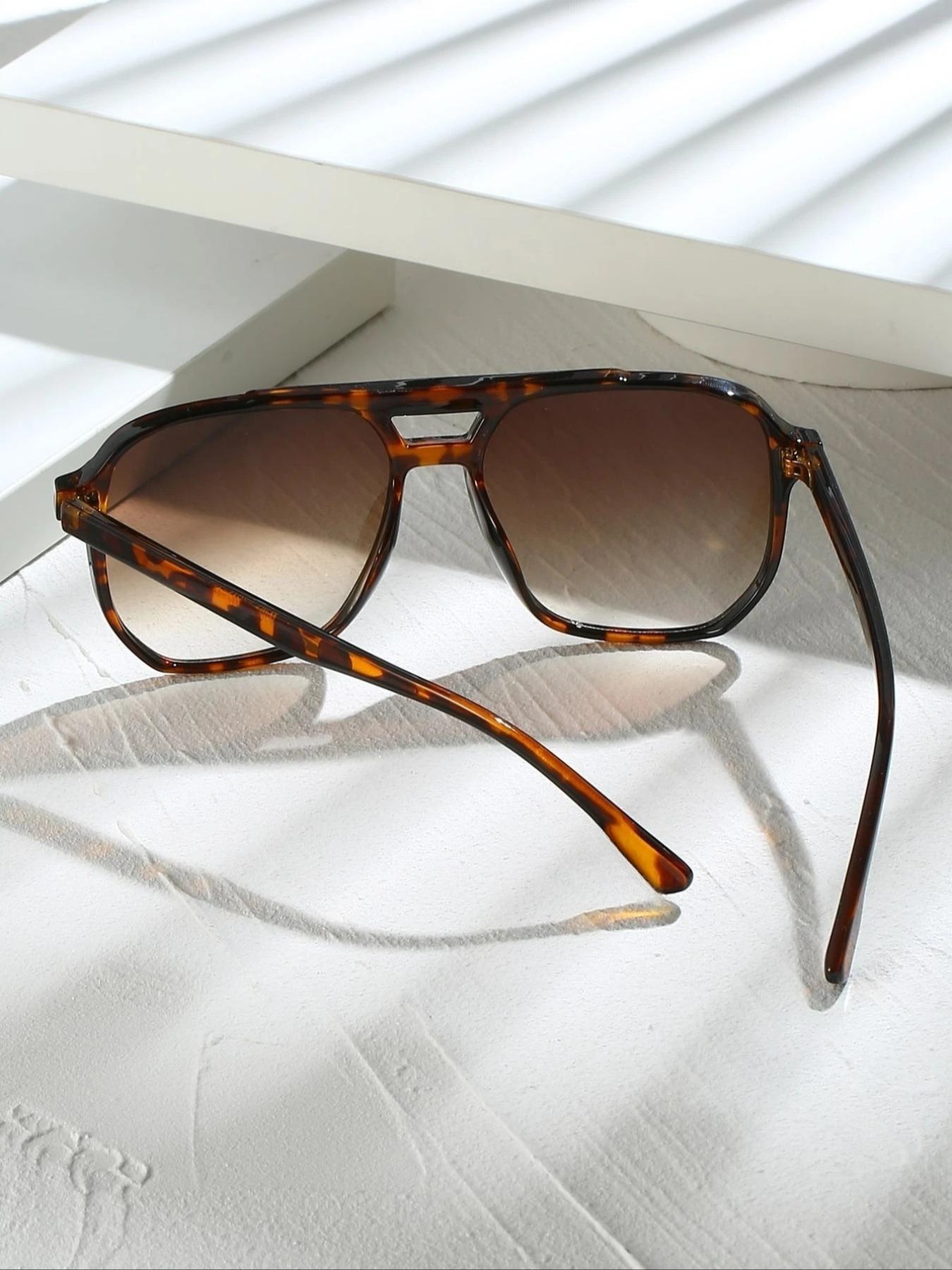 Unisex Vintage Aviator Frame Eyeglasses, Trendy Casual Eyewear for Travel Use, Fashion Accessory for Outdoor Activities