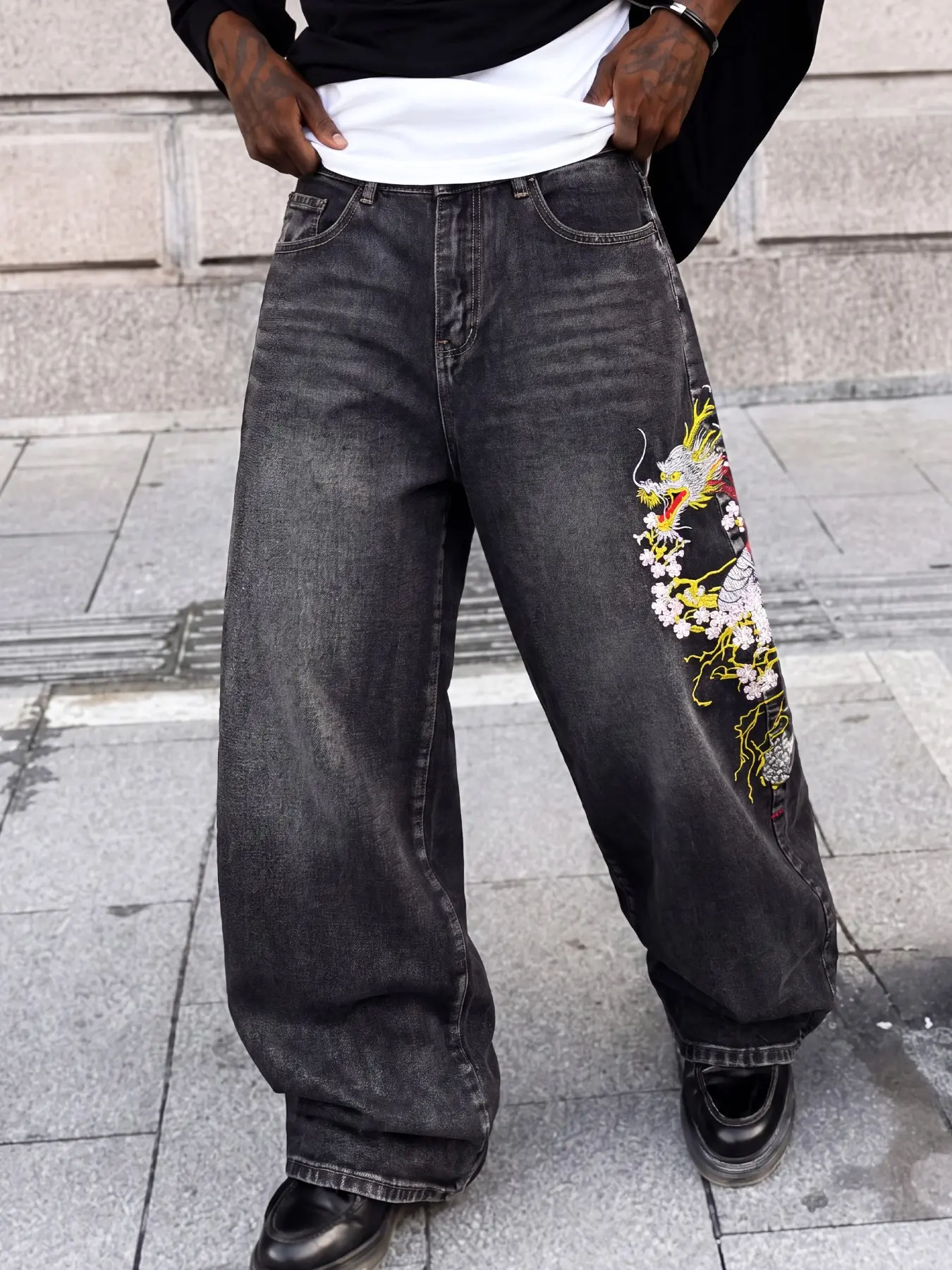 Men's Black Gray Vintage Wide-Leg Jeans, Embroidered Loose Jeans, Chinese Style Golden Dragon and Cherry Blossom Embroidery, Y2K Hip-Hop Asian High Street Skate Casual Denim Pants, Suitable for Going Out, Parties, Commuting