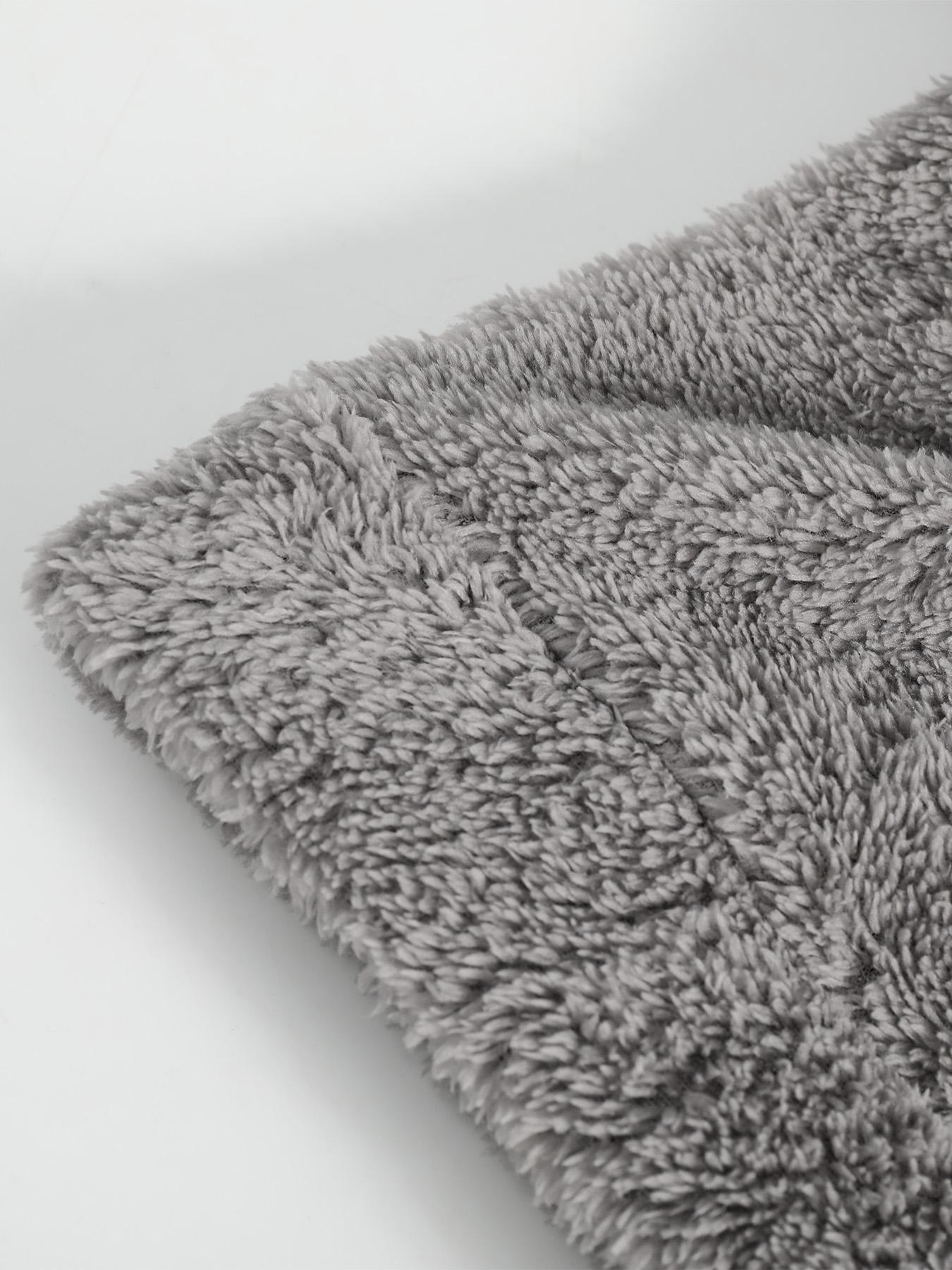 Men's Grey Drawstring Knit Hoodie & Pocket Shorts Plush Set, Regular Fit Casual Long Sleeve Hooded Sweatshirt & Shorts, Men's Fall & Winter Clothes