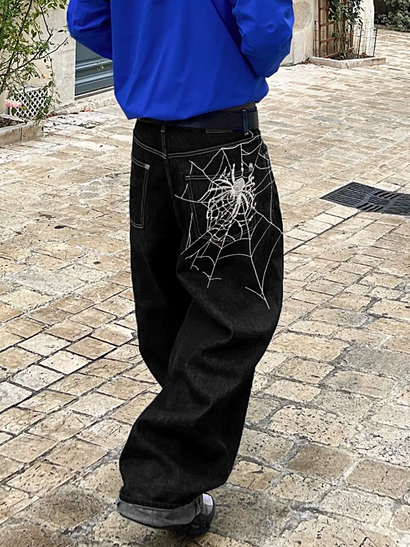 Men's Stylish Spider Web Embroidered Washed Denim Jeans, Casual Loose-Fit Versatile Jeans for All Seasons, Comfortable Everyday Wear