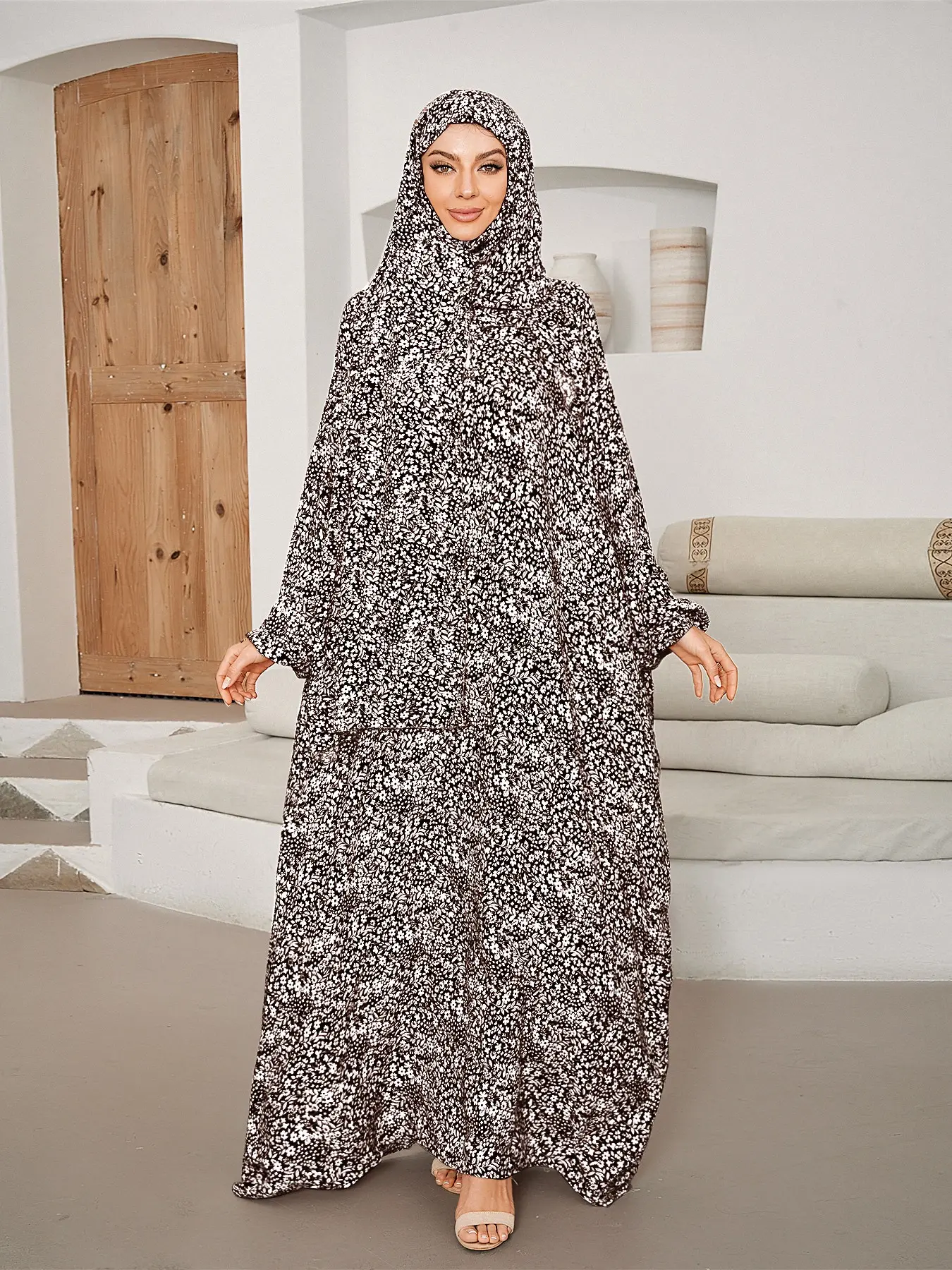 Middle Eastern Women's Scarf-Style Prayer Robe, Jilbab, Modest Islamic Muslim Clothing, Long Loose Comfortable Printed Dress, Elegant Floral Trim Design, Perfect for Daily Wear