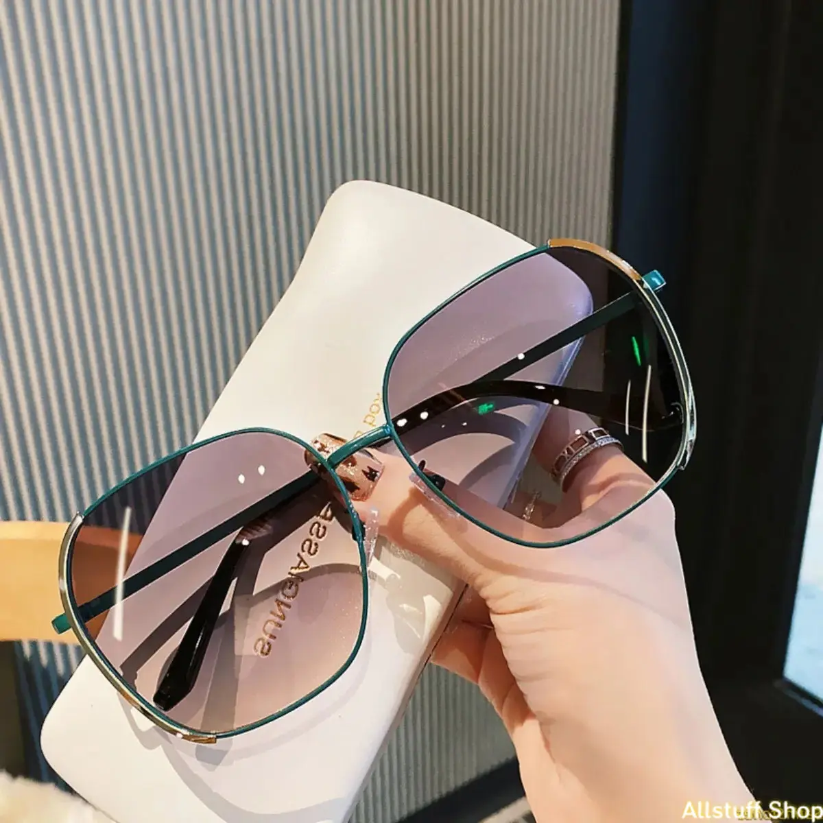 2026 New Women's Oversized Semi-Rimless Metal Sunglasses - Anti-UV, Blue Light Blocking Natural Lens, PA Plastic Frame, Celebrity-Inspired Eyewear, Anti-Uv Women's Sunglasses, Celebrity-Inspired Women's Sunglasses