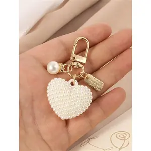 Mother's Day Gift Beaded Heart Keychain Pendant, Casual All-Season Accessory, Perfect Gift for Loved Ones, Unique Jewelry Keyholder, Lightweight Keychain, Heart Design Keychain