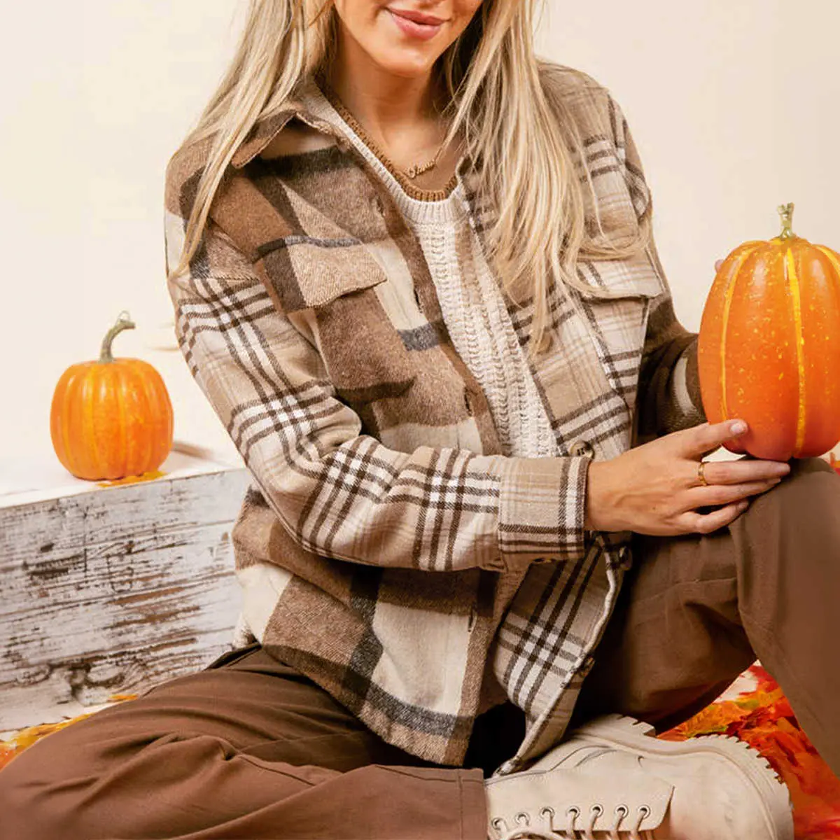 Women's Light French Beige Flannel Plaid Long Sleeve Shacket, Comfortable Piece with Double Flap Pockets, Women's Tops & Coats, Style, Casual, Collared, Jackets, Longsleeves