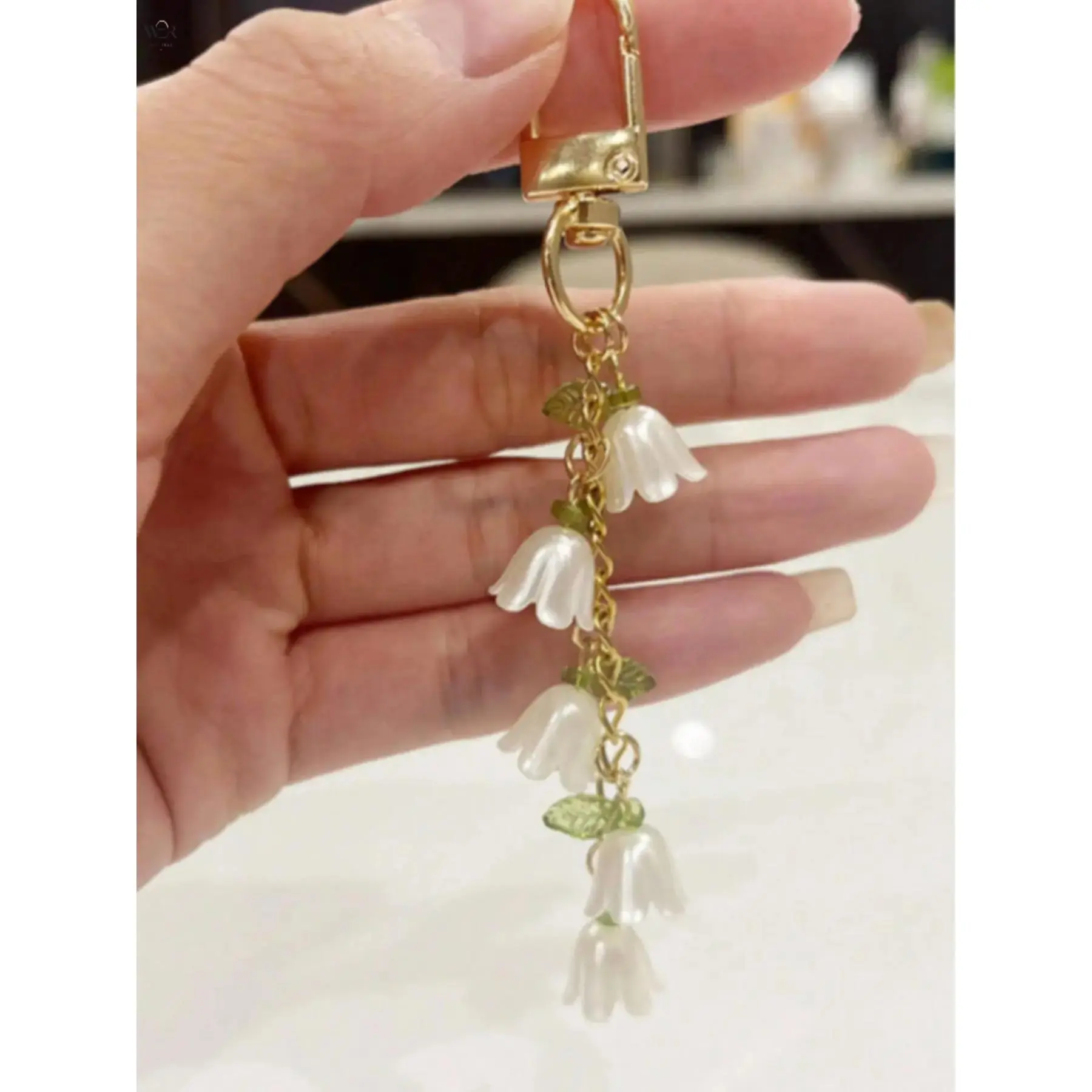10.5cm Lily of the Valley Tassel Keychain 2 Metal Finishes Golden Silver Gray 8g Pearl Floral Green Leaf Charms Dainty Romantic Bag Purse Backpack Accessory Delicate Floral Themed Small Gift
