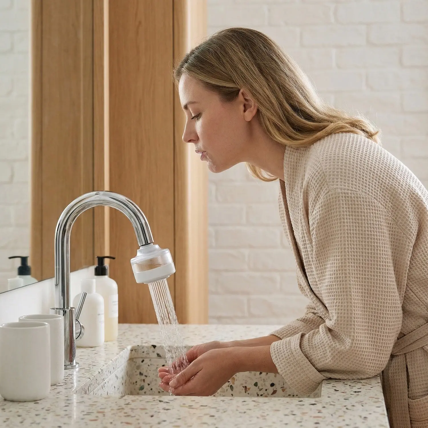Luxury Minimalist Bathroom Kitchen Faucet Water Filter, Acf+VC Efficiently Removes Residual Chlorine and Impurities, Easy Installation