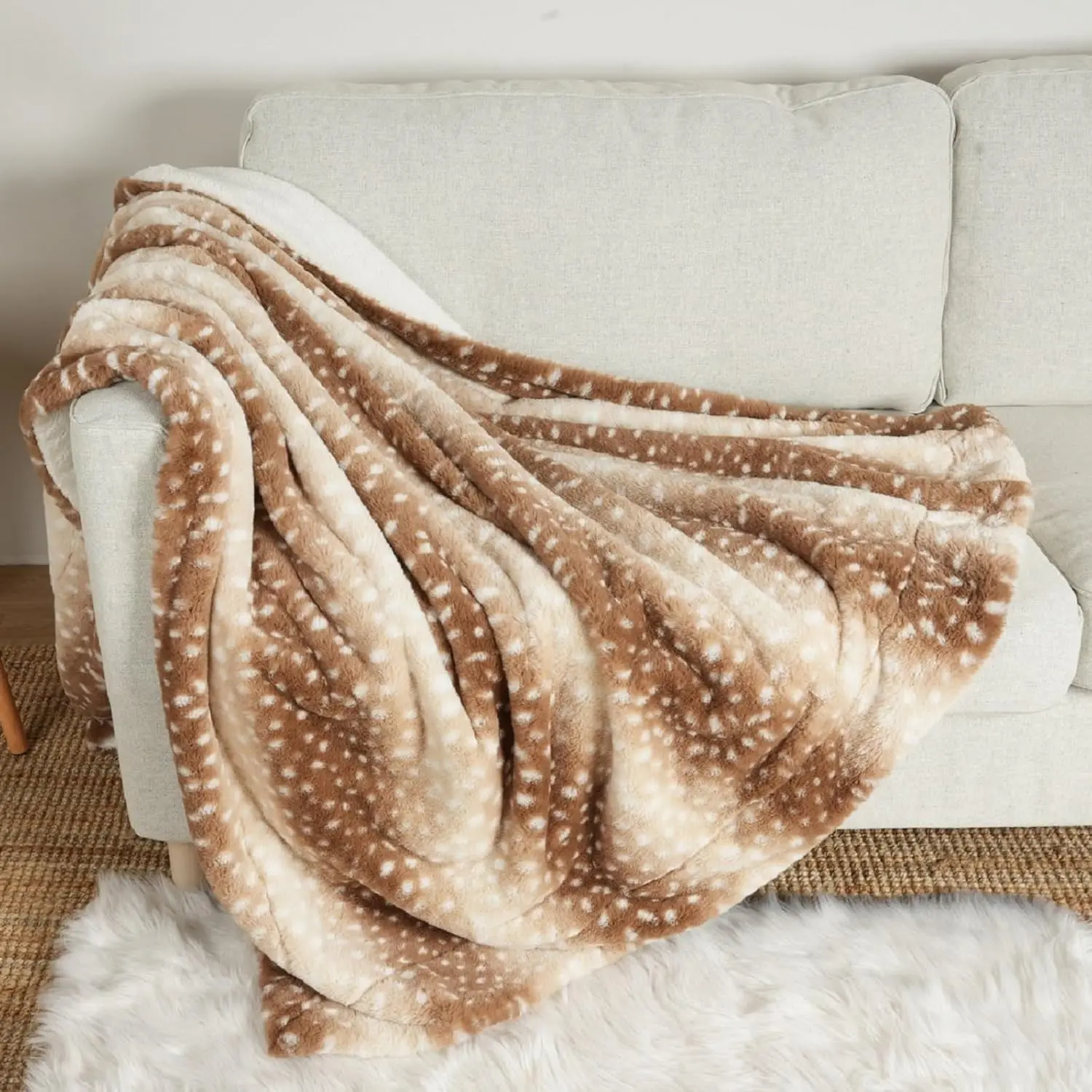 Luxury Faux Fur Blanket Deer Print, Waterproof Pet Blanket Washable, Woman Sofa Bed Couch Throw, Liquid Pee Proof for Large Dog or Cat, Reversible, Super Soft, 50x60 inch, Brown, One-Piece