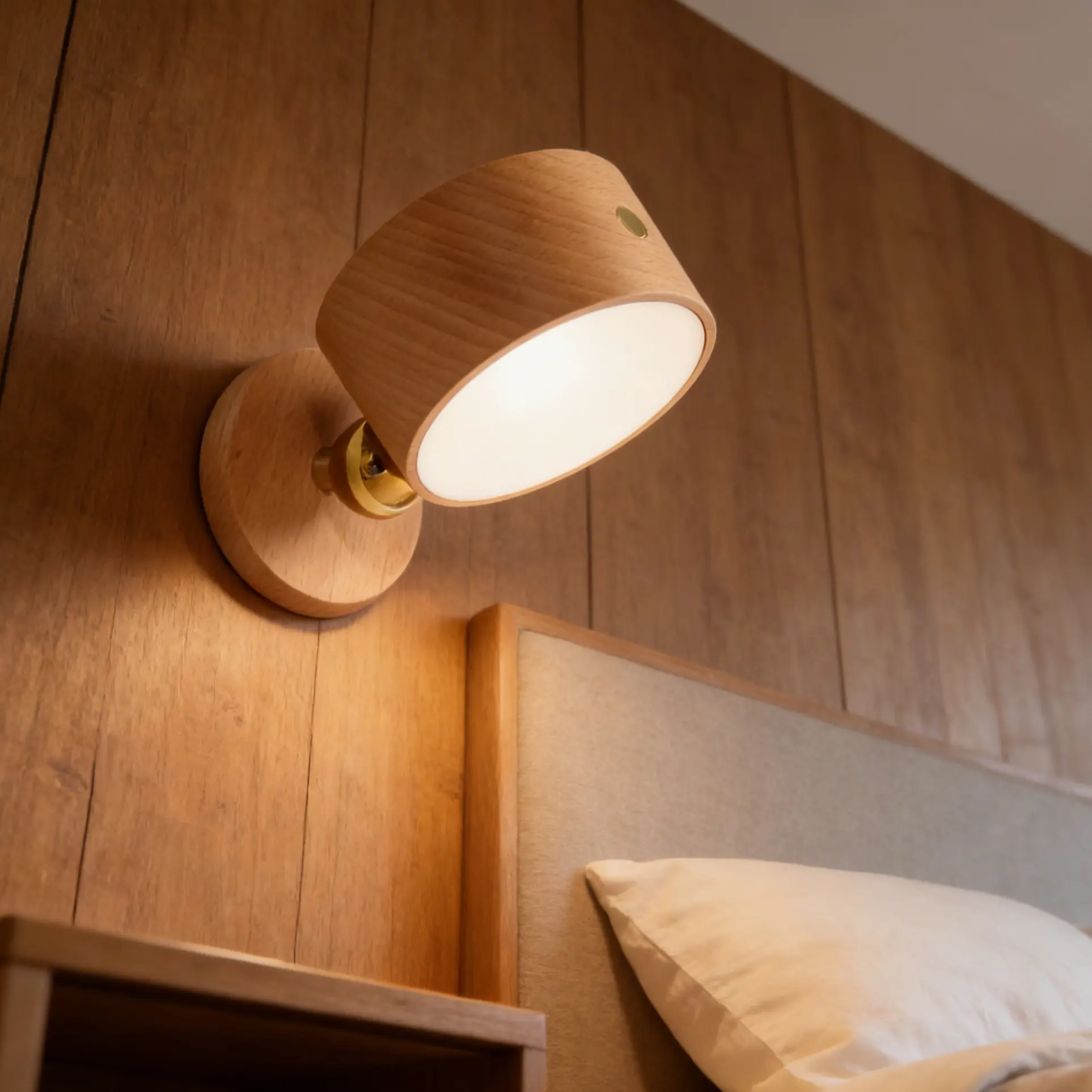 Wooden Bedside Lamp, Night Light for Bedroom, Rechargeable No-Drill, Adjustable Brightness, Suitable for Living Room, Study Room