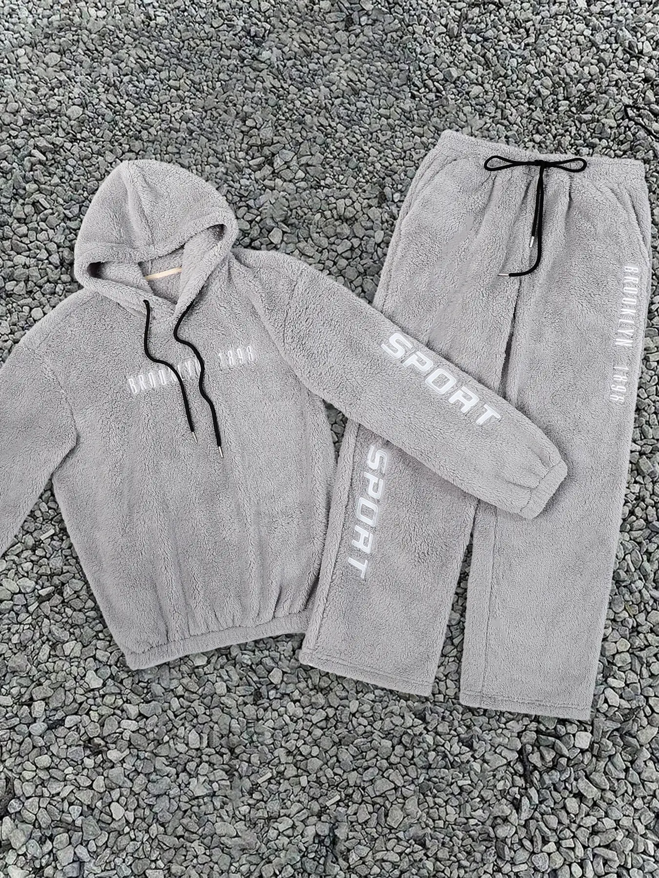 Men's Letter Embroidery Drawstring Hoodie & Pocket Sweatpants Two-piece Set, Casual Regular Fit Long Sleeve Hooded Sweatshirt &  Pants for Fall & Winter, Men's Two-piece Outfits for Daily Wear