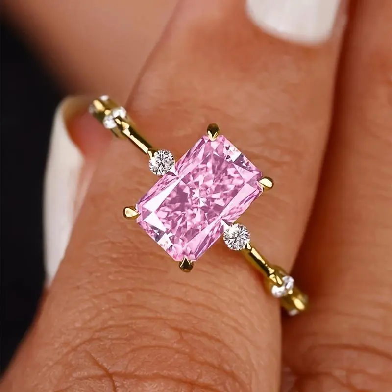 Women's Brilliant Exquisite Yellow  Engagement Ring – Fashionable Jewelry, Ideal Gift for Weddings & Anniversaries