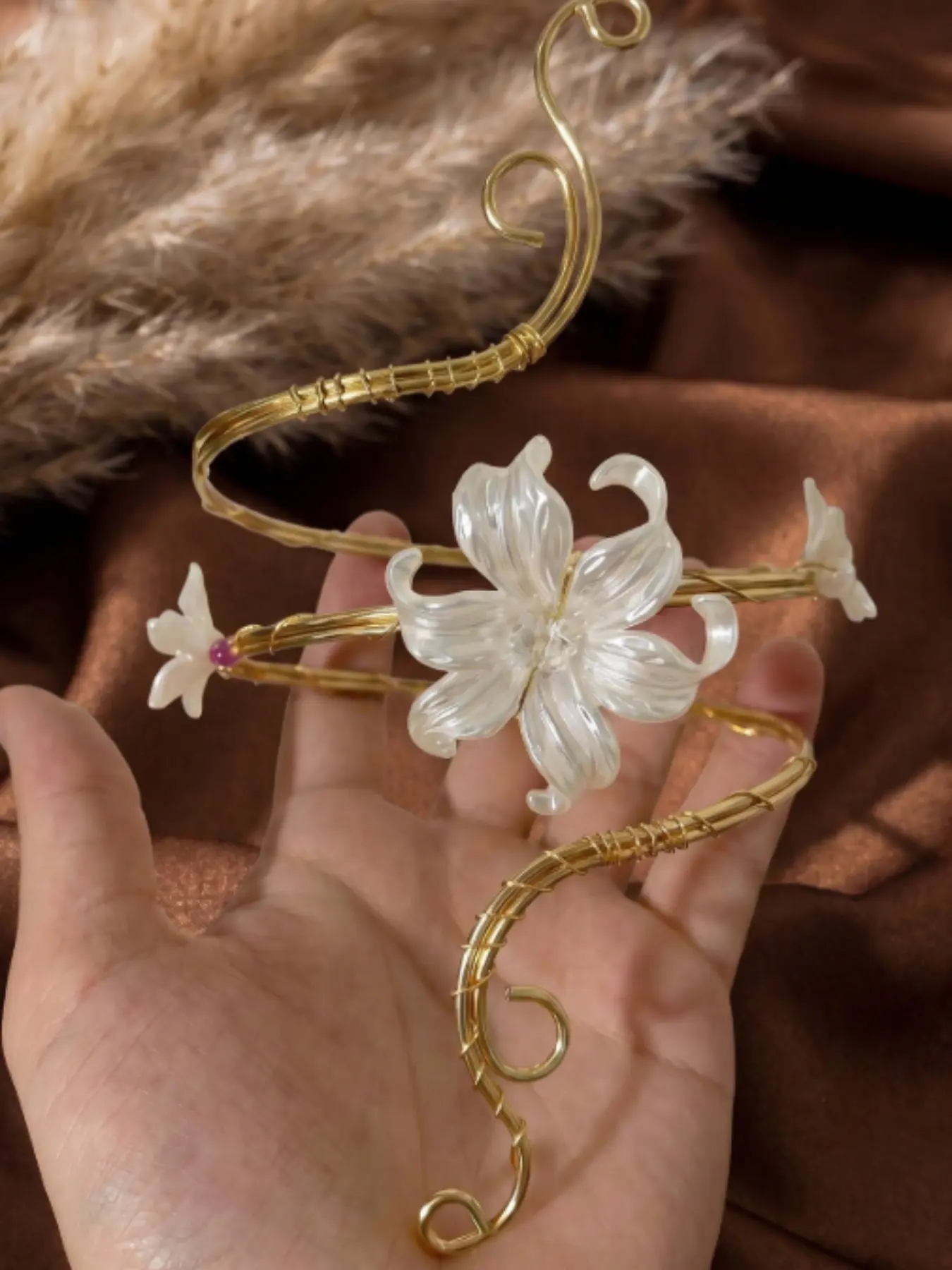 Floral Wrap Arm Ring Jewelry, Fairy Forest Fashion Style, 3D Pearl Flower Open Adjustable, Girls' Daily Vacation Travel Photo Accessory, Flower Design Bracelet, Boho Jewelry