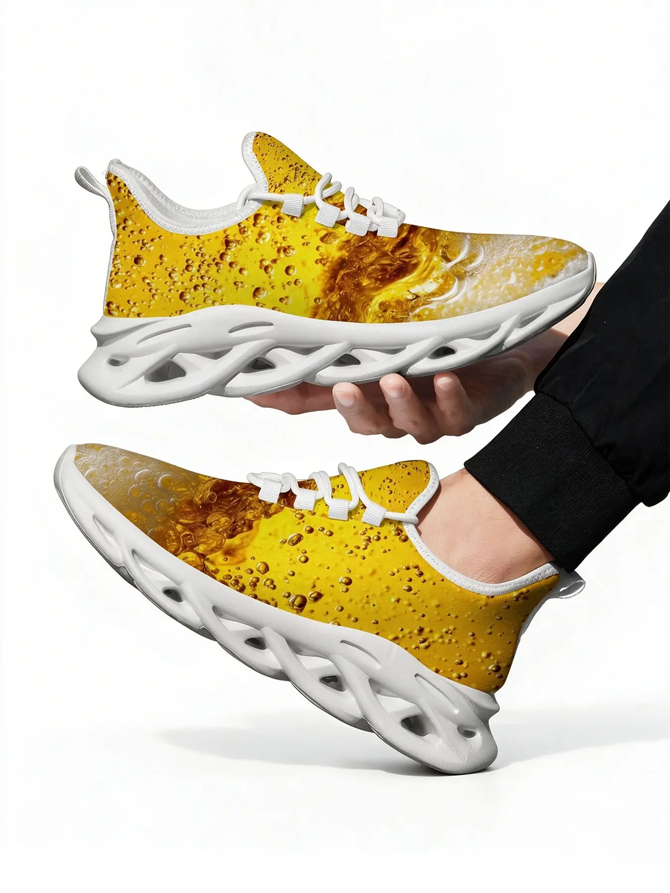 Unisex Breathable Blade Sneakers Exclusive Personalized Yellow Art Print Comfortable Non-Slip Wear-Resistant Versatile For Daily Outings Lightweight Hollow Sole Cushion Sneakers