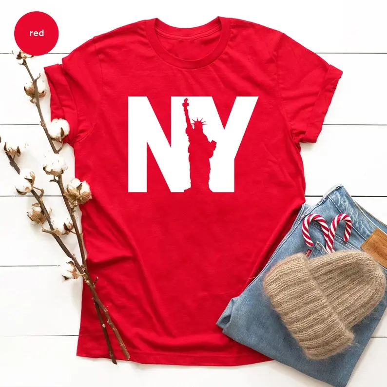 NY Statue of Liberty Graphic Cotton T‑Shirt, Cute Fashion Oversized Comfort Casual Tee, City‑Theme Outfit, Perfect Holiday Gift for Her Him Family Friend, Valentine's Day & Travel Gift Present