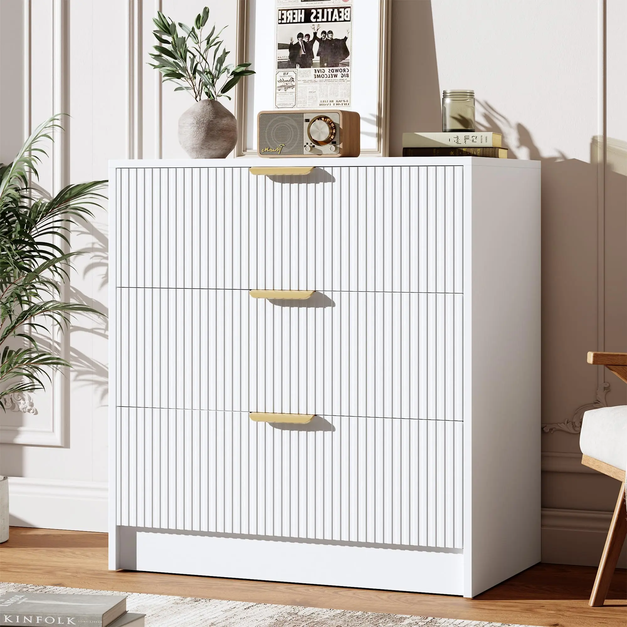 Modern 3 Drawer Dresser – 31" Tall Fluted Bedroom Chest with Golden Metal Handles – Versatile Bedside Table or Bedside End Table – Ideal for Living Room, Entryway, Hallway, White/Black/Green