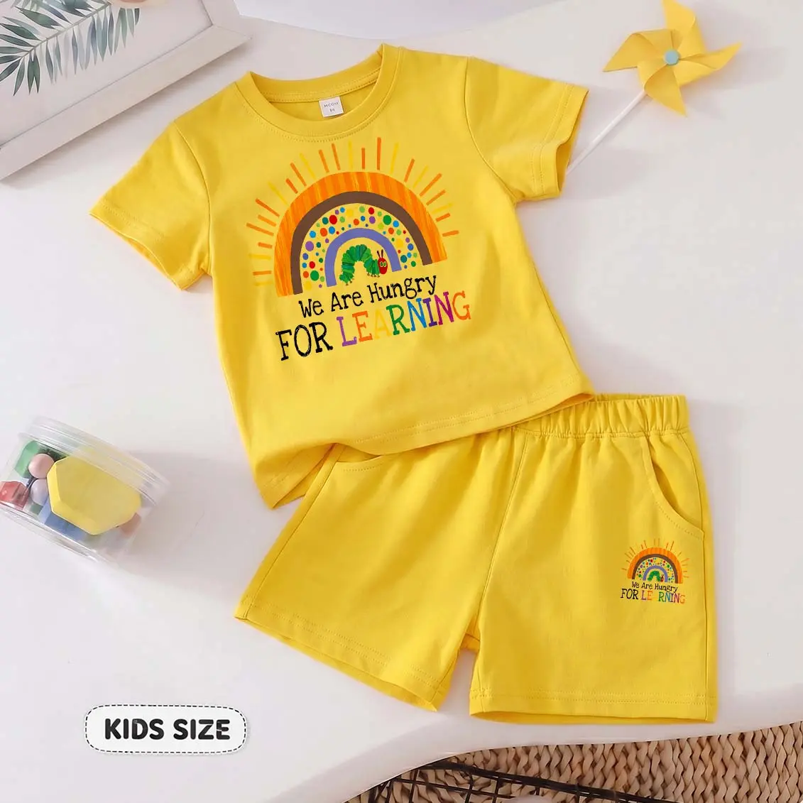 Kids' 2-Piece Cartoon Print Round-Neck Short-Sleeve T-Shirt & Shorts Set - "We Are Hungry For Learning" Graphic, Loose-Fitting Casual Summer Outfit for 3-4y(110),6-7y(130),8-9y(140),10-11y(150) Everyday Wear & Outdoor Play, Kids Size, 3 - 4 Years, Breatha