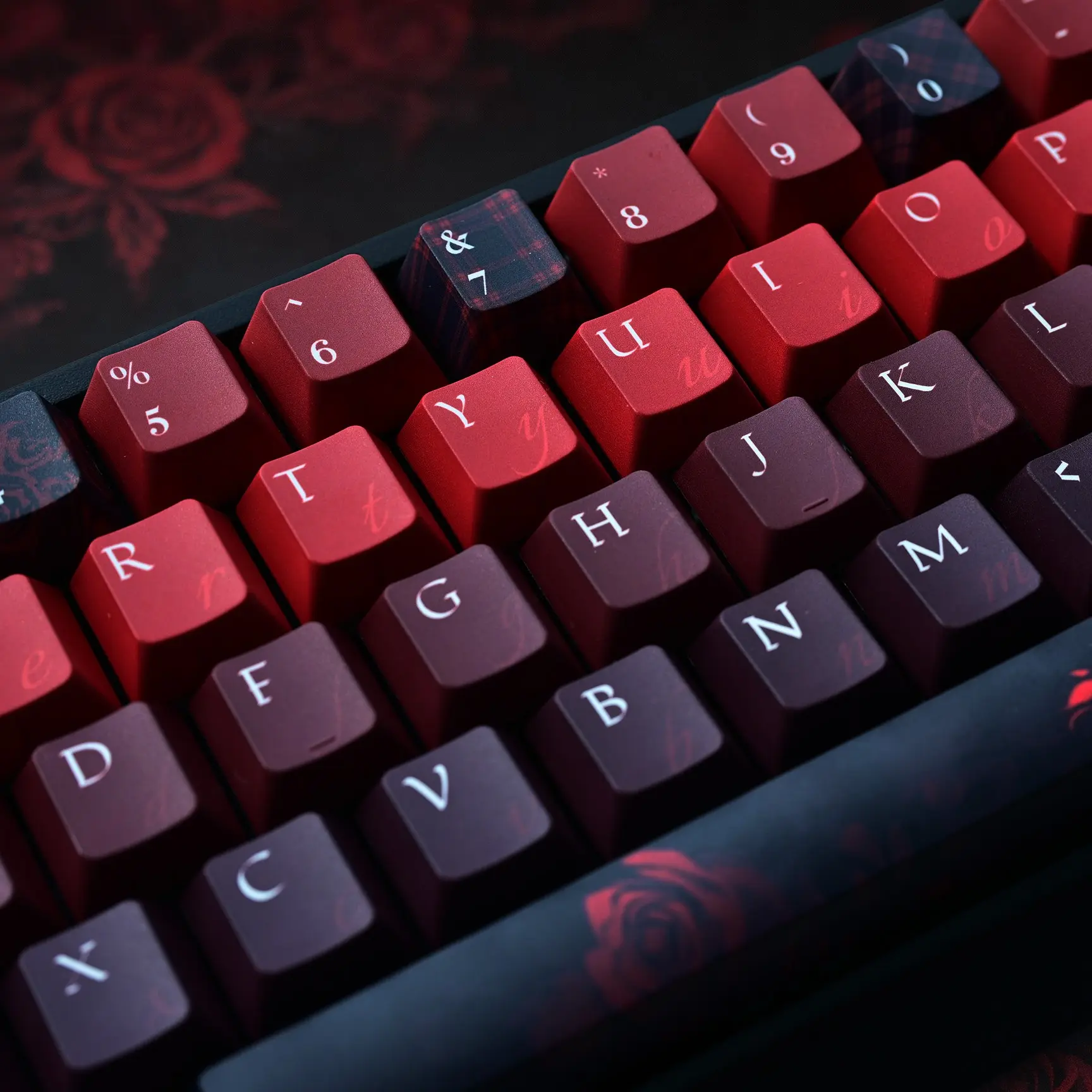 Pbt Keycaps 131 Keys, Cherry Profile, Gothic Rose Design, Dual Color Injection Molding, Transparent Side, Suitable for Mechanical Keyboard, English German French Spanish