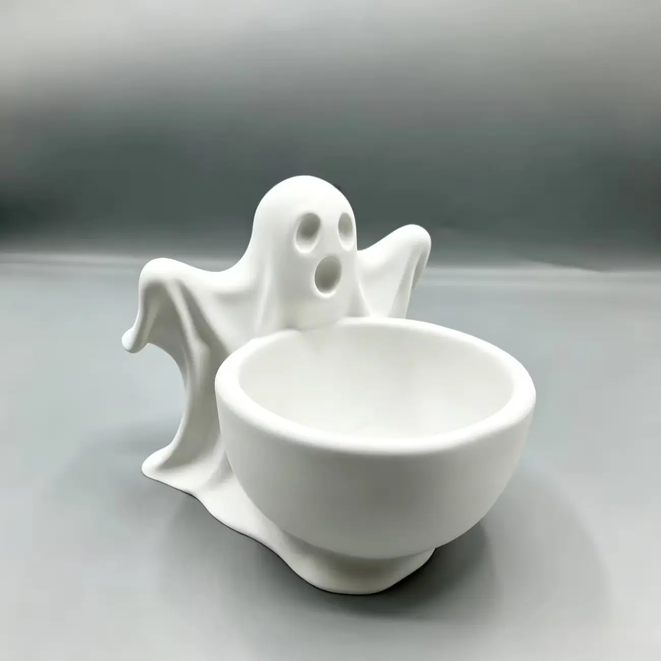 Bat Shaped Trinket Tray, Halloween Candy & Jewelry Bowl, Novelty Decor Gift for Entryway Desk