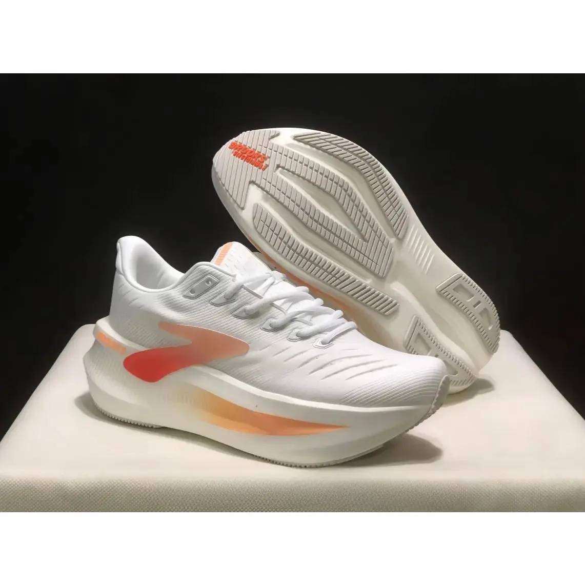 Glycerin Max 2 White Orange Gradient Mesh Running Shoes, High Cushion Shock Absorbing Sole, Athletic Sneakers for Daily Jogging, Marathon & Long-Distance Fitness Training