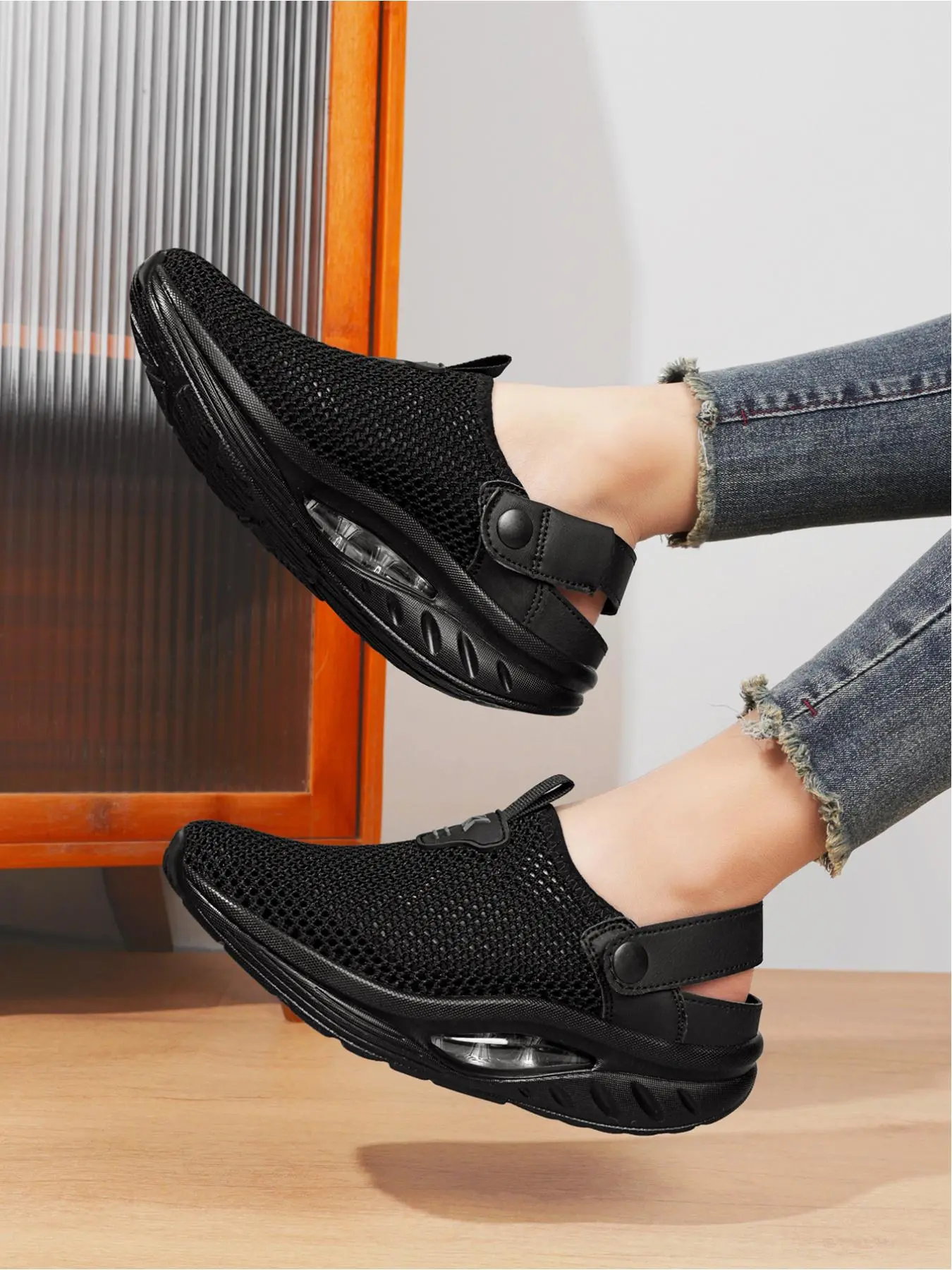 A Pair of Fashion Women's Two-Wear Breathable Mesh Rocker Shoes, Air Cushion Thick Sole Backless Slides, Hollow Lightweight Casual Walking Sneakers for Summer Suitable for Daily Casual Outfits, Thick Soled Shoes